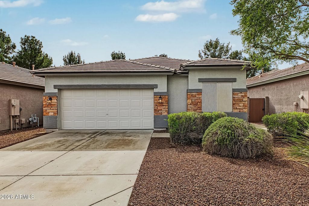 17027 W Lundberg Street, Surprise
