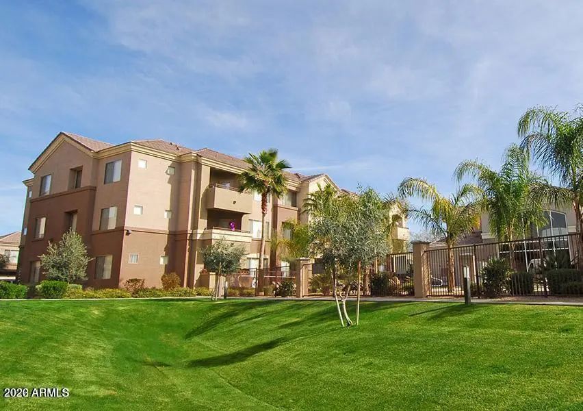 Photo of Listing #7093946