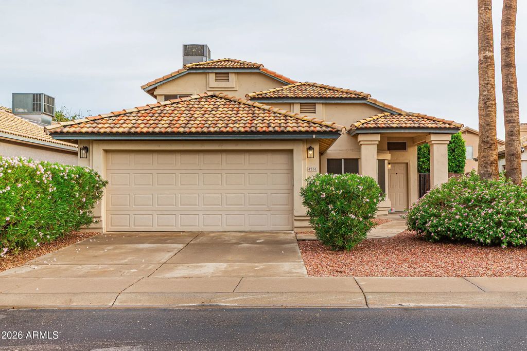 4261 E Rosemonte Drive, Phoenix