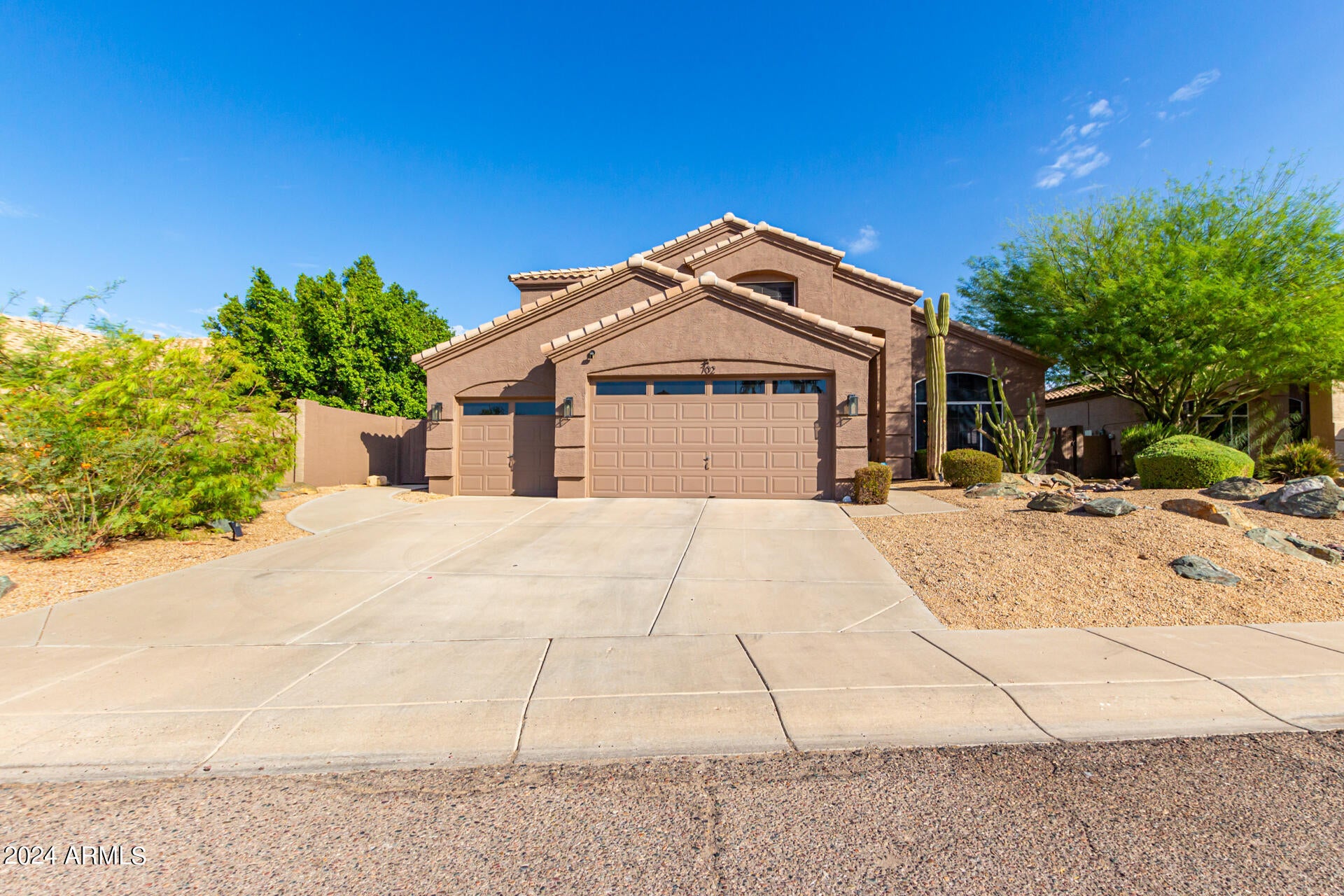 Photo of Listing #6857104