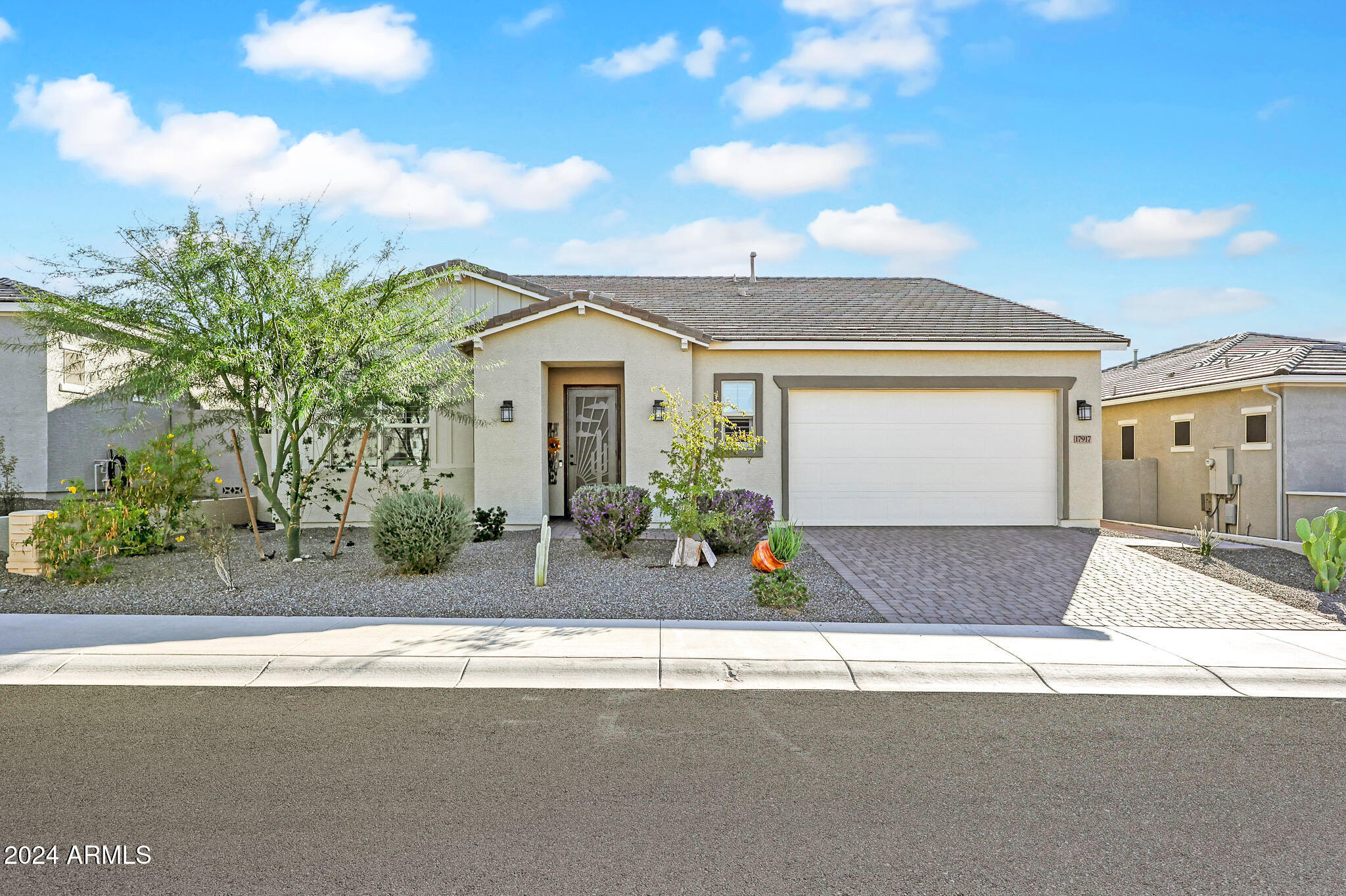Photo of Listing #6781356