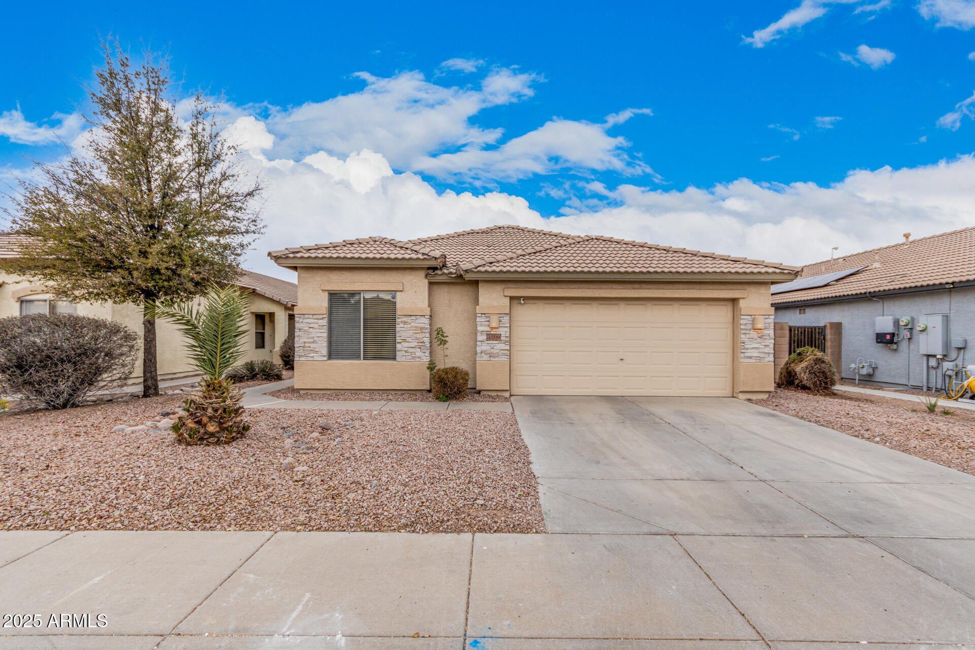 Photo of Listing #6820700