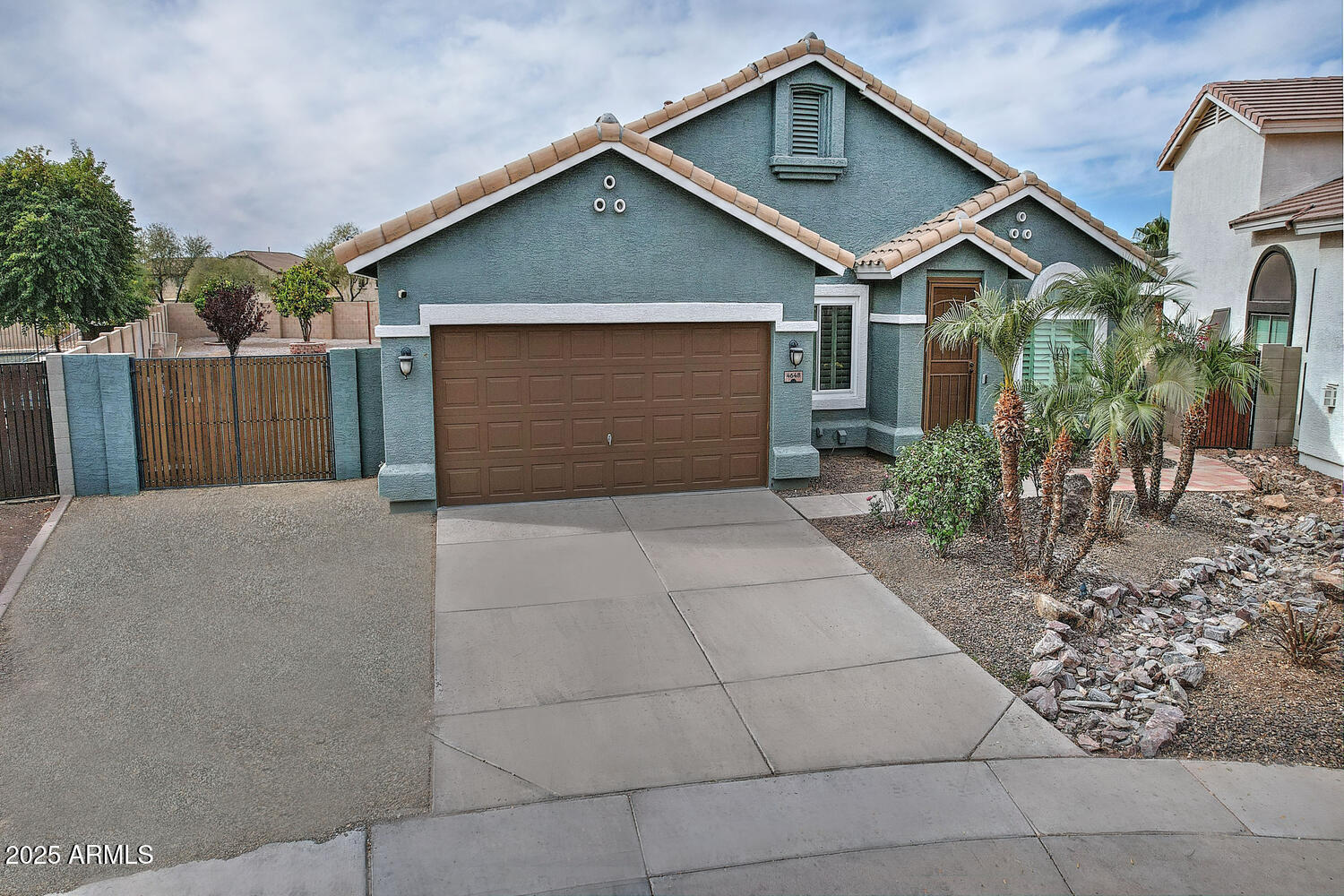 Photo of Listing #6801872