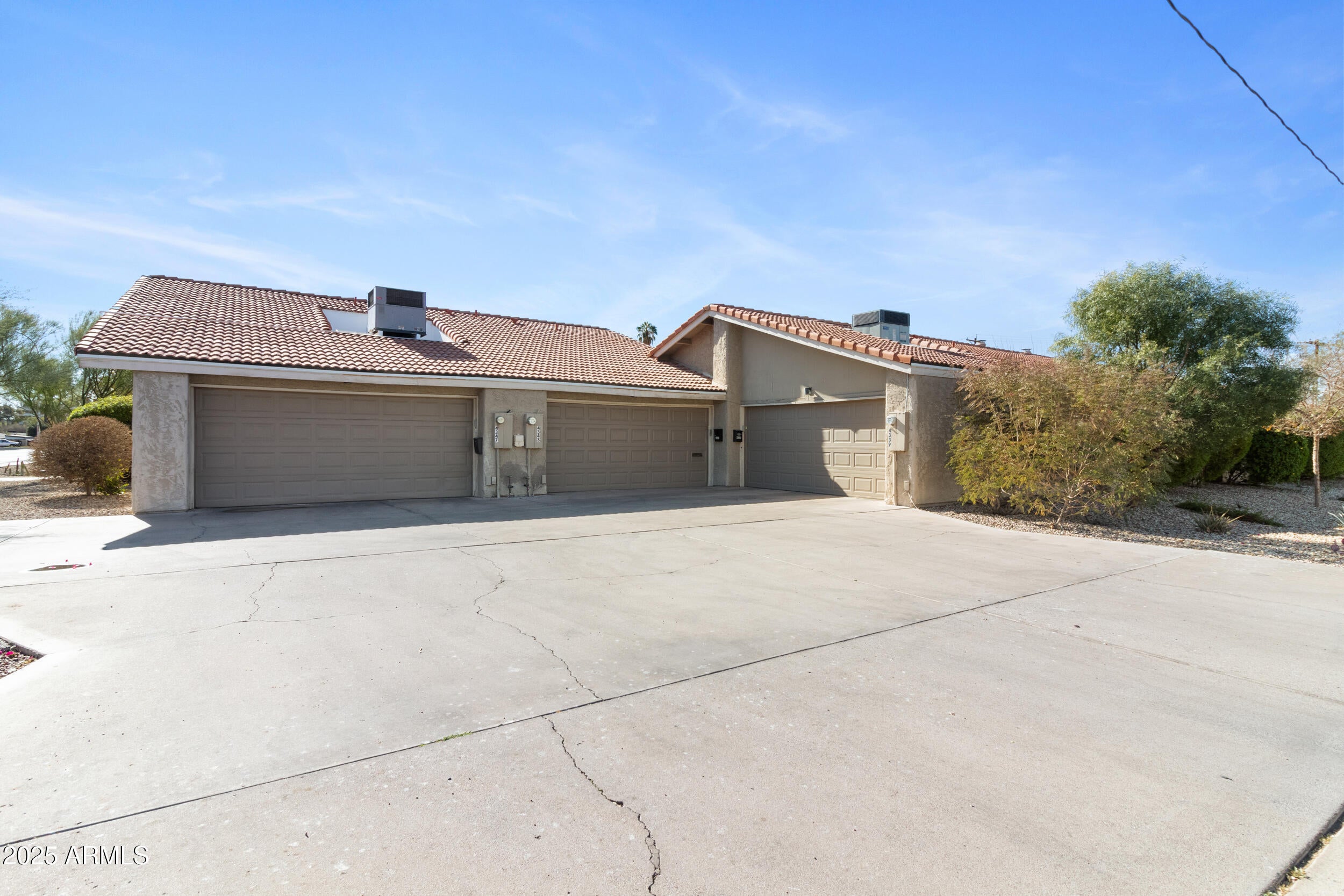 Photo of Listing #6807244