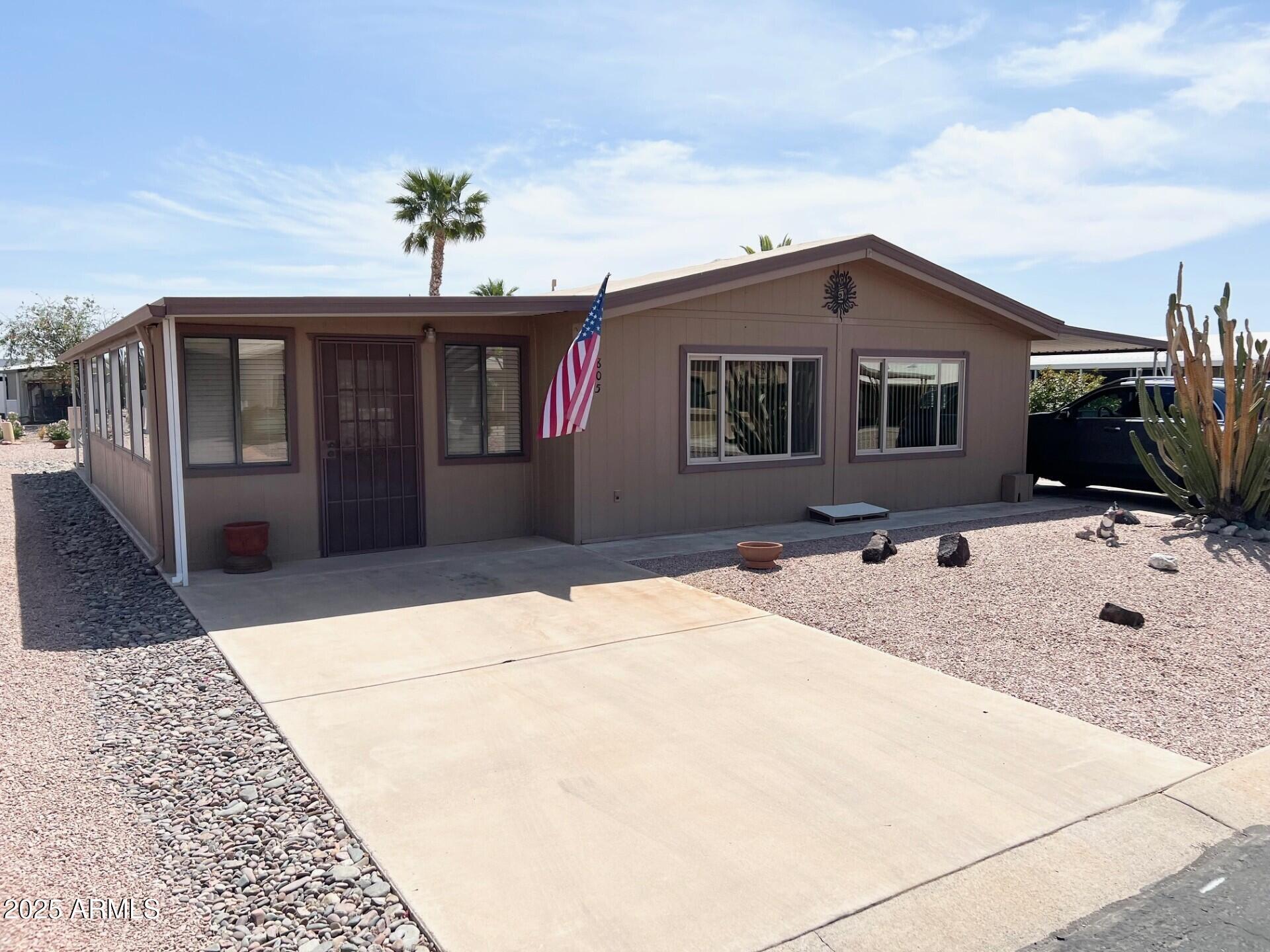 Photo of Listing #6828461