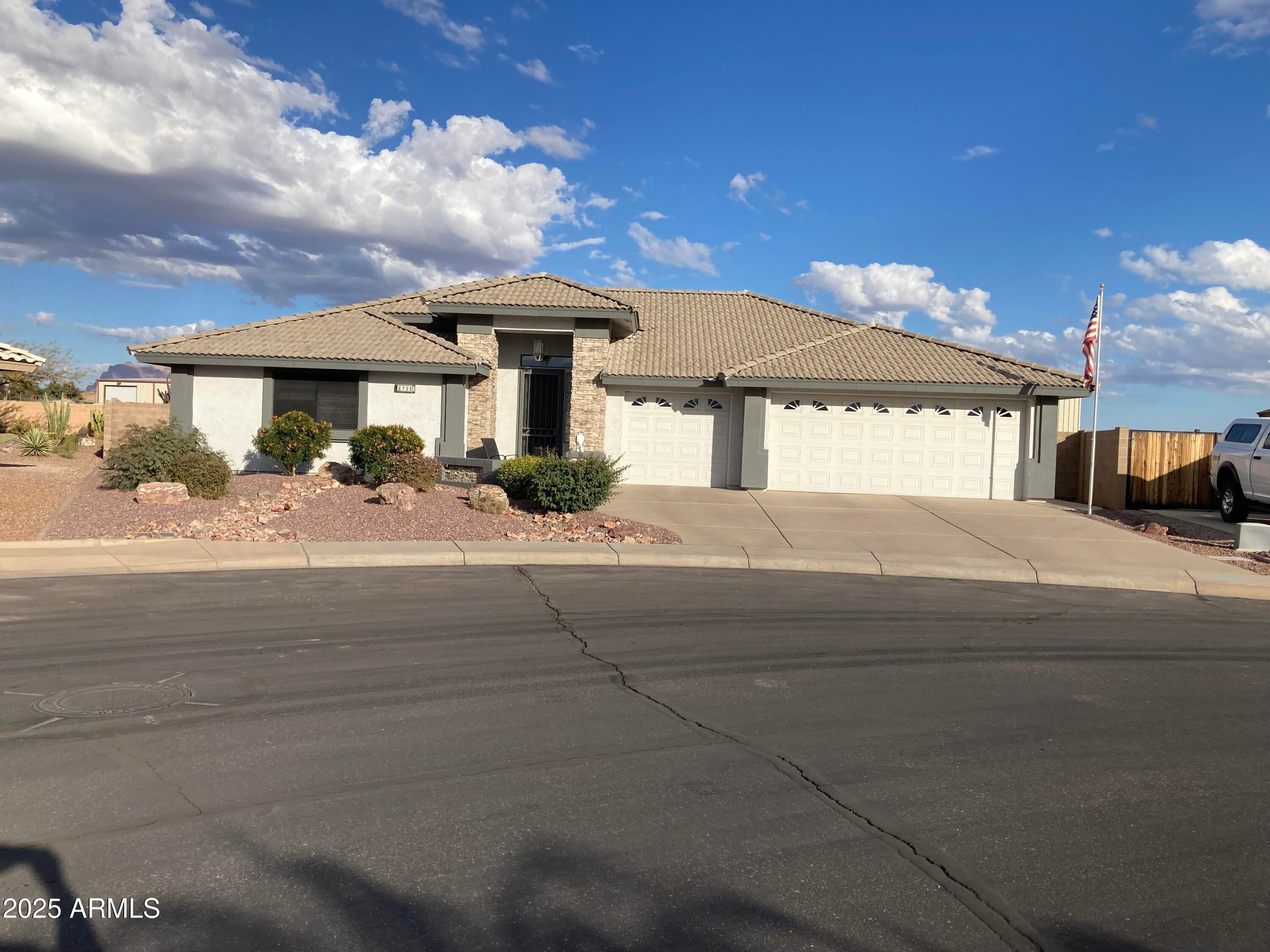 Photo of Listing #6807247