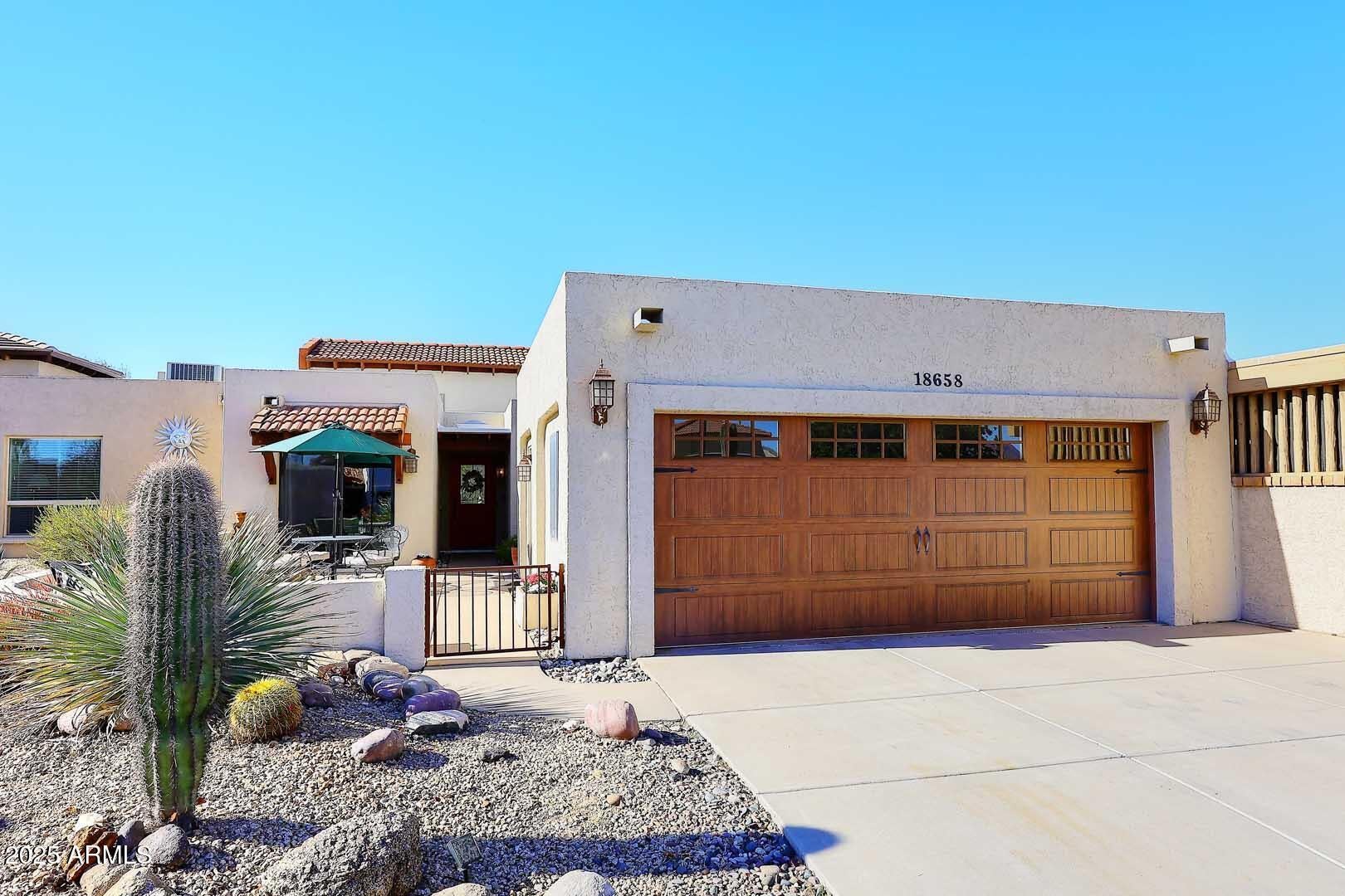 Photo of Listing #6808713