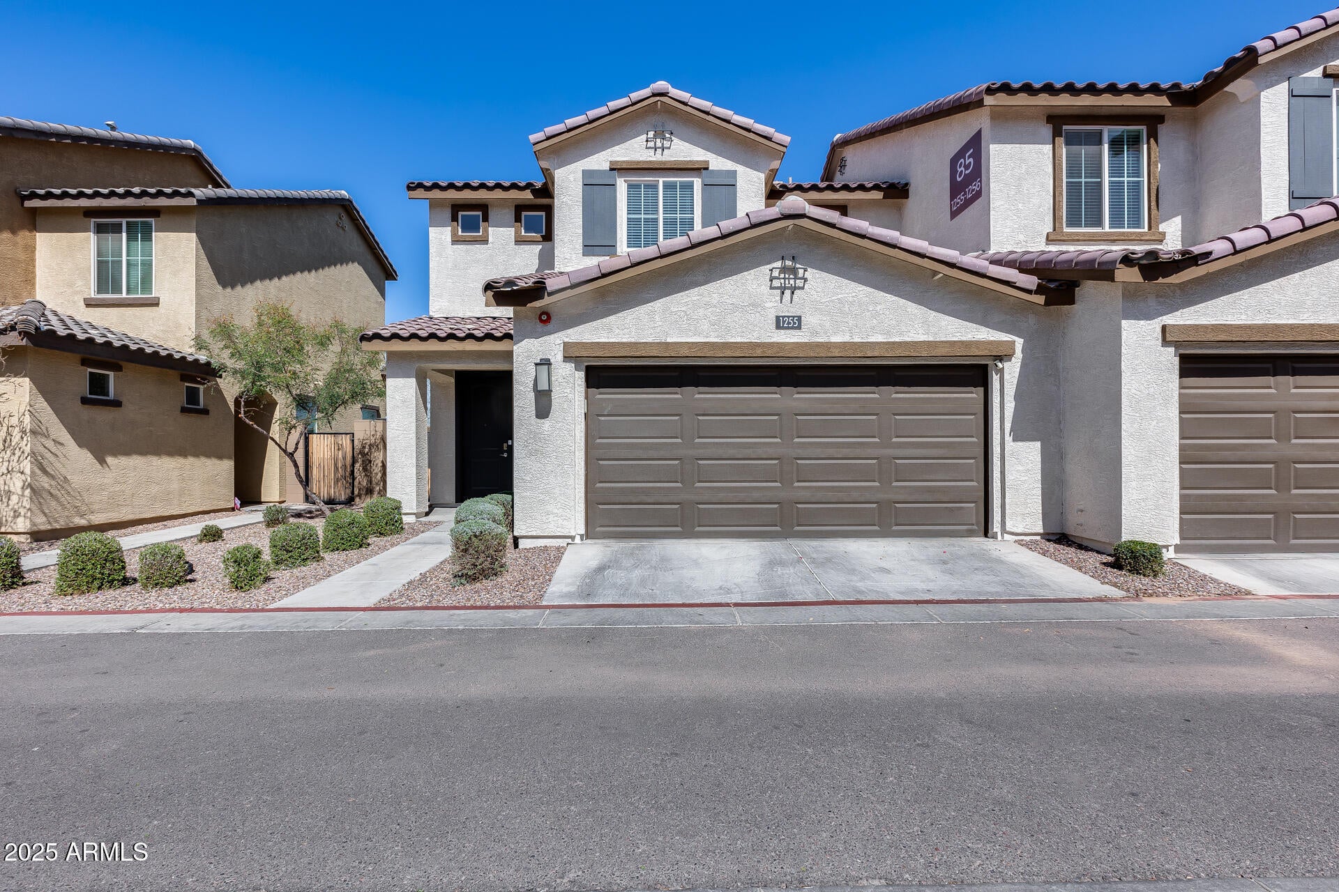 Photo of Listing #6810435