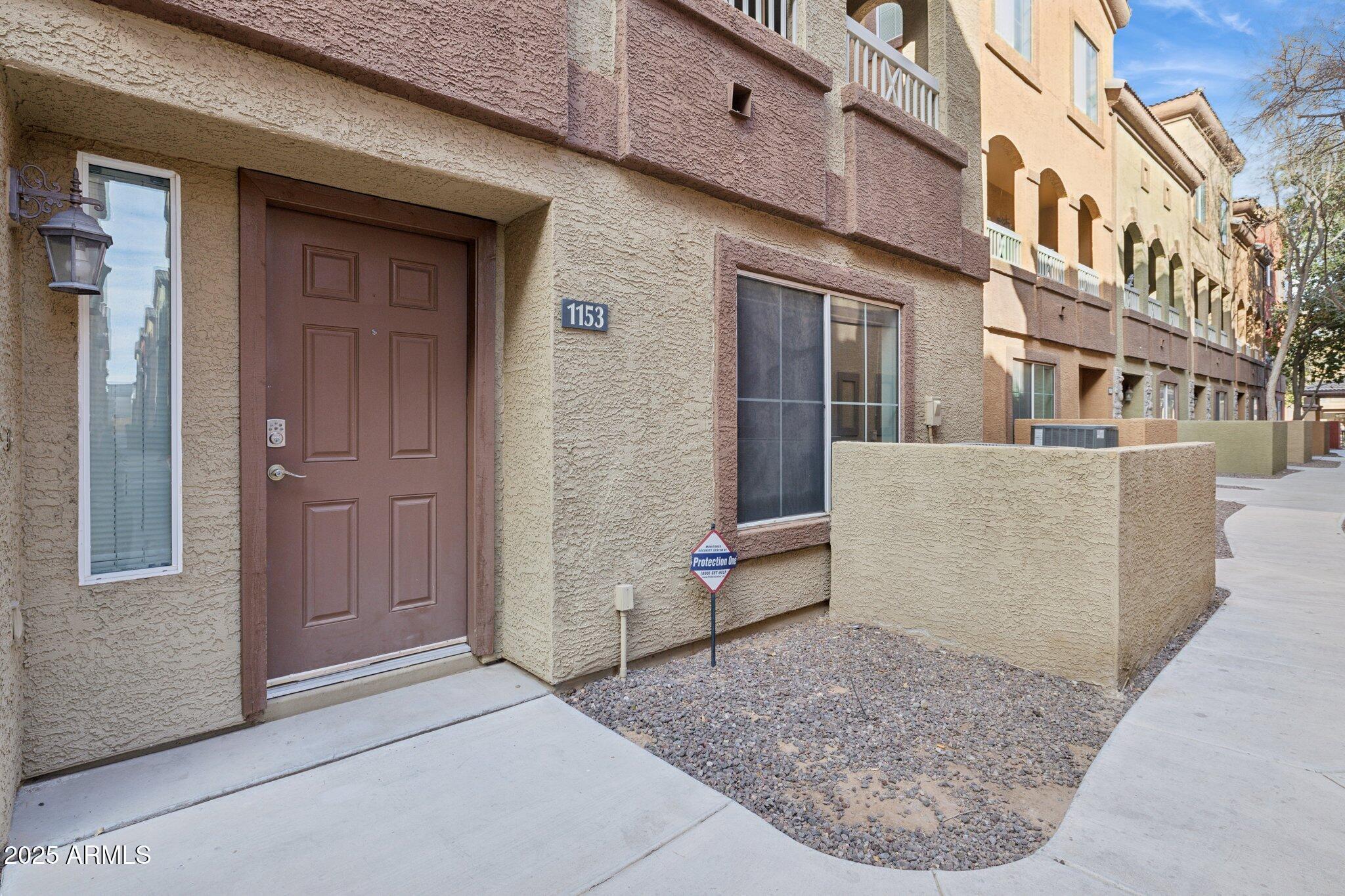 Photo of Listing #6819058