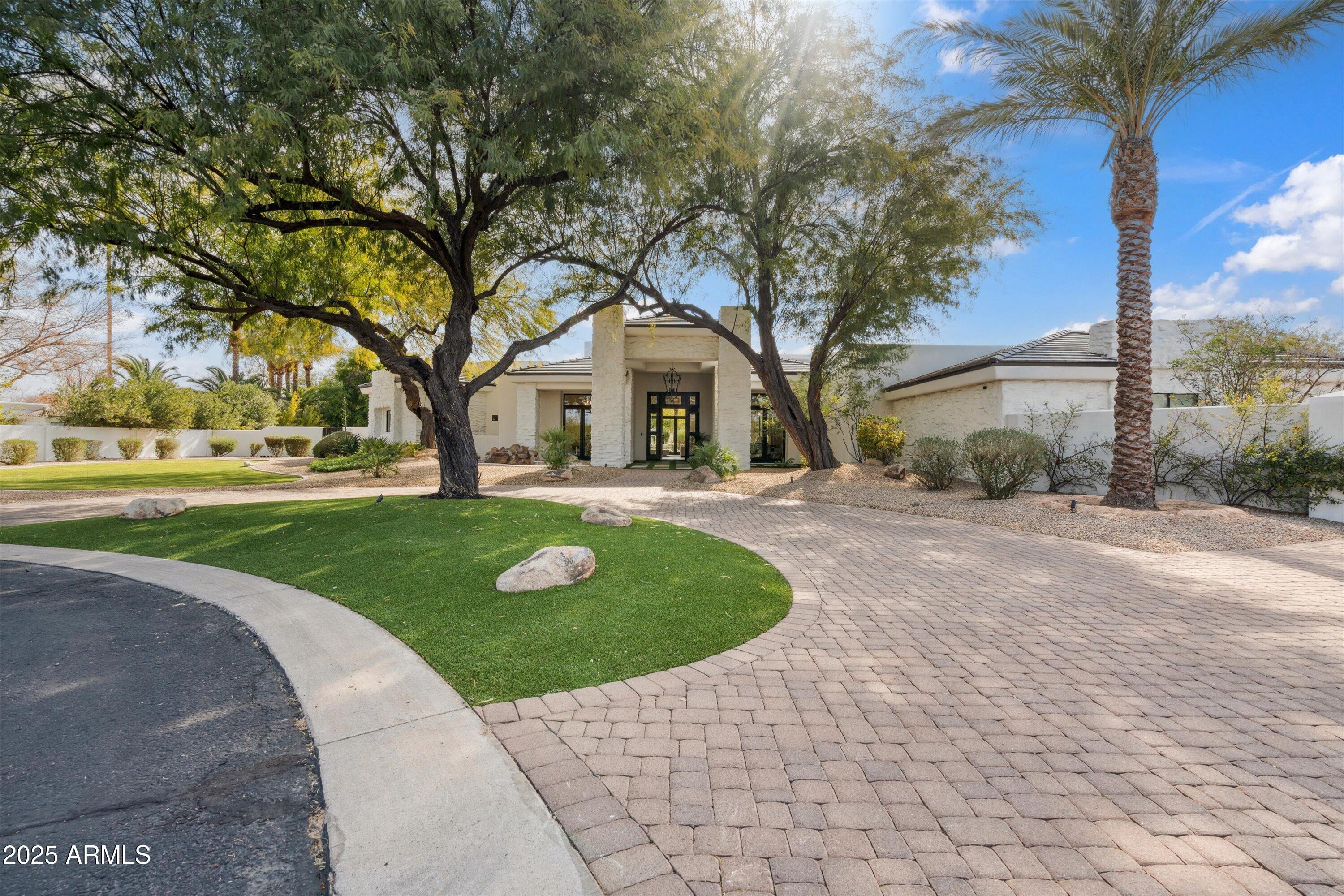 Photo of Listing #6812839