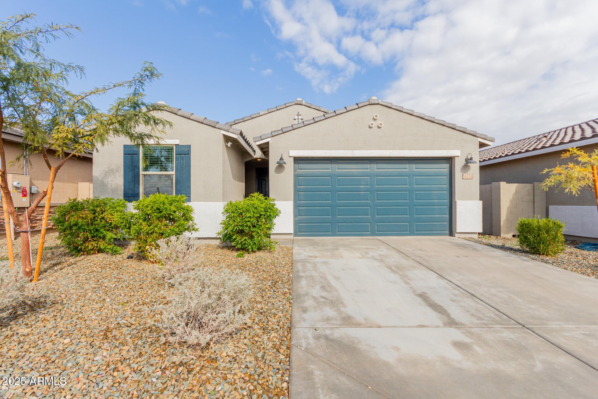 Photo of Listing #6816854