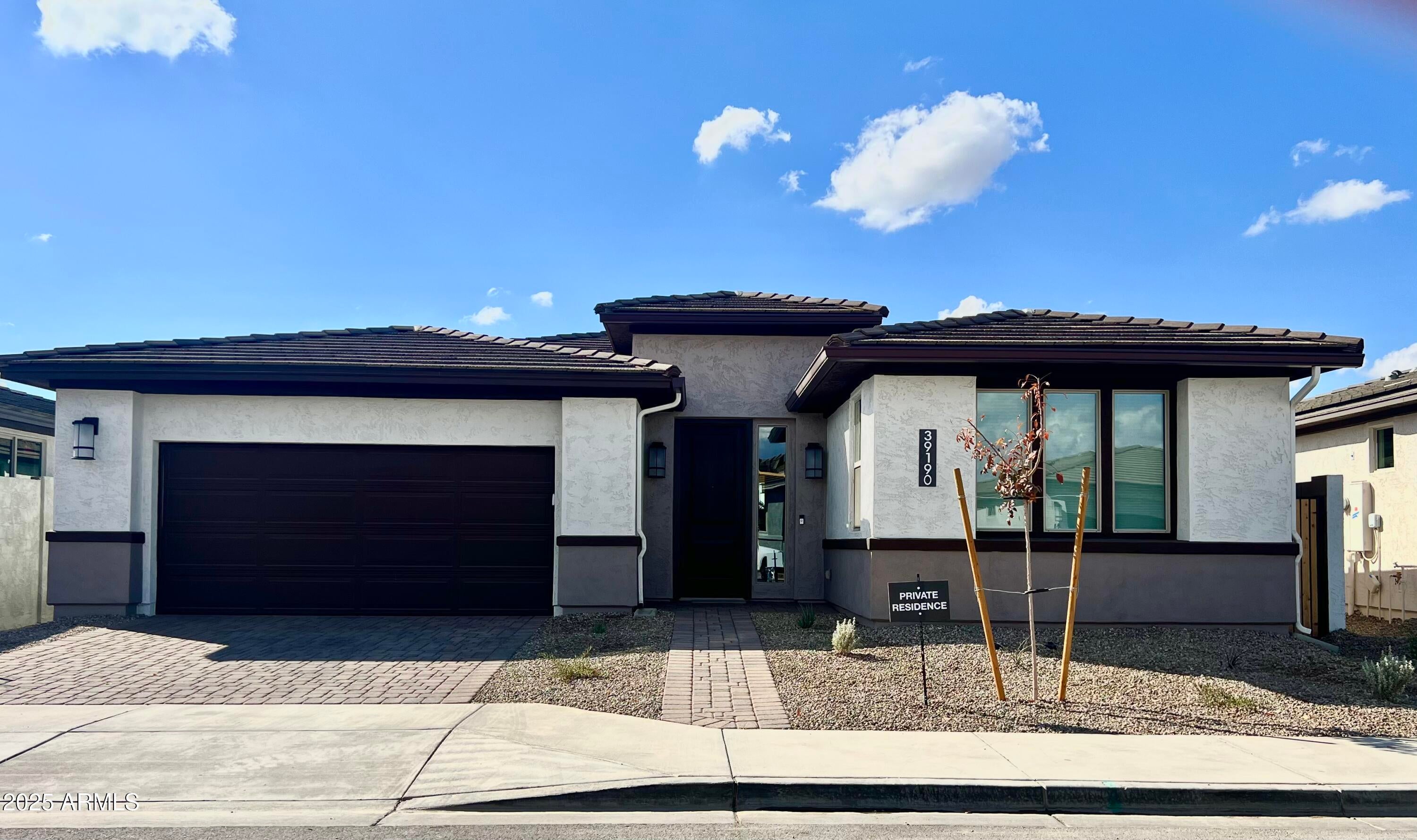 Photo of Listing #6815136