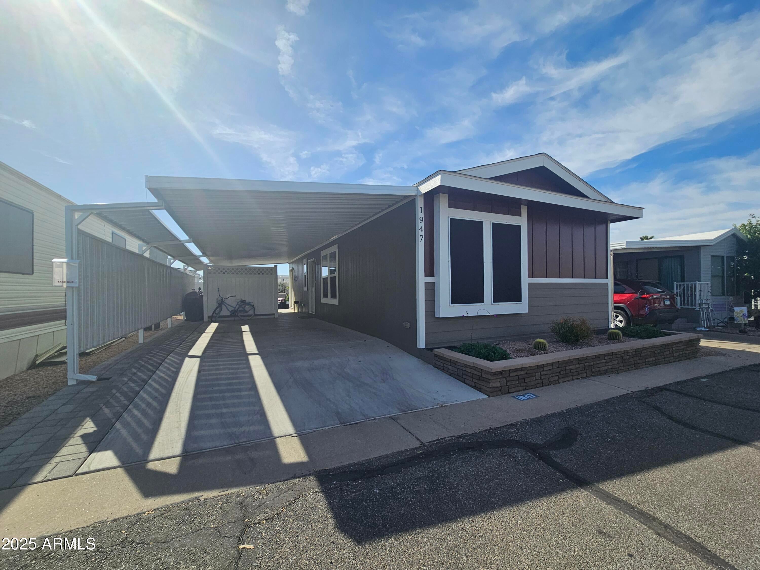 Photo of Listing #6819935
