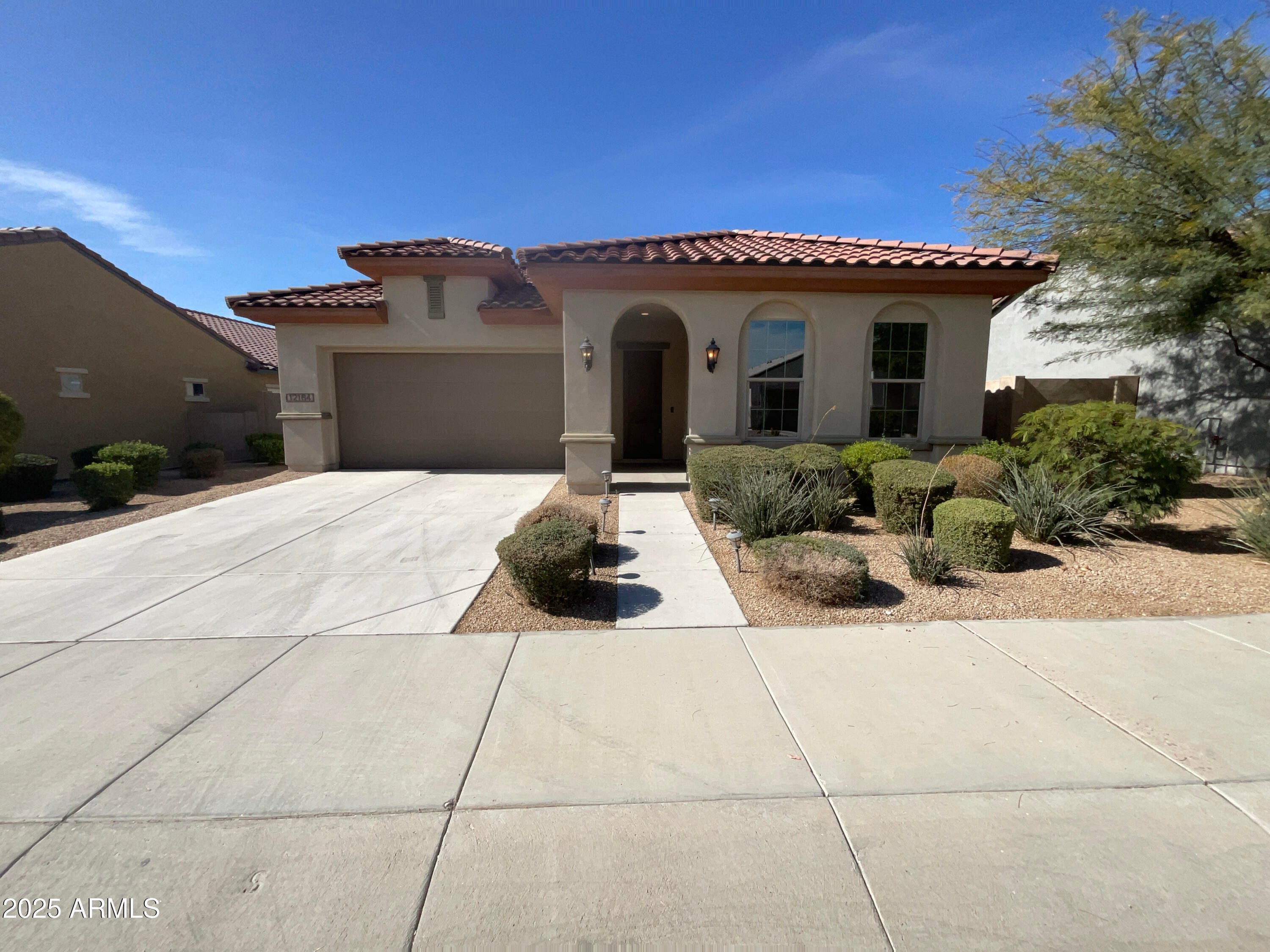 Photo of Listing #6818841