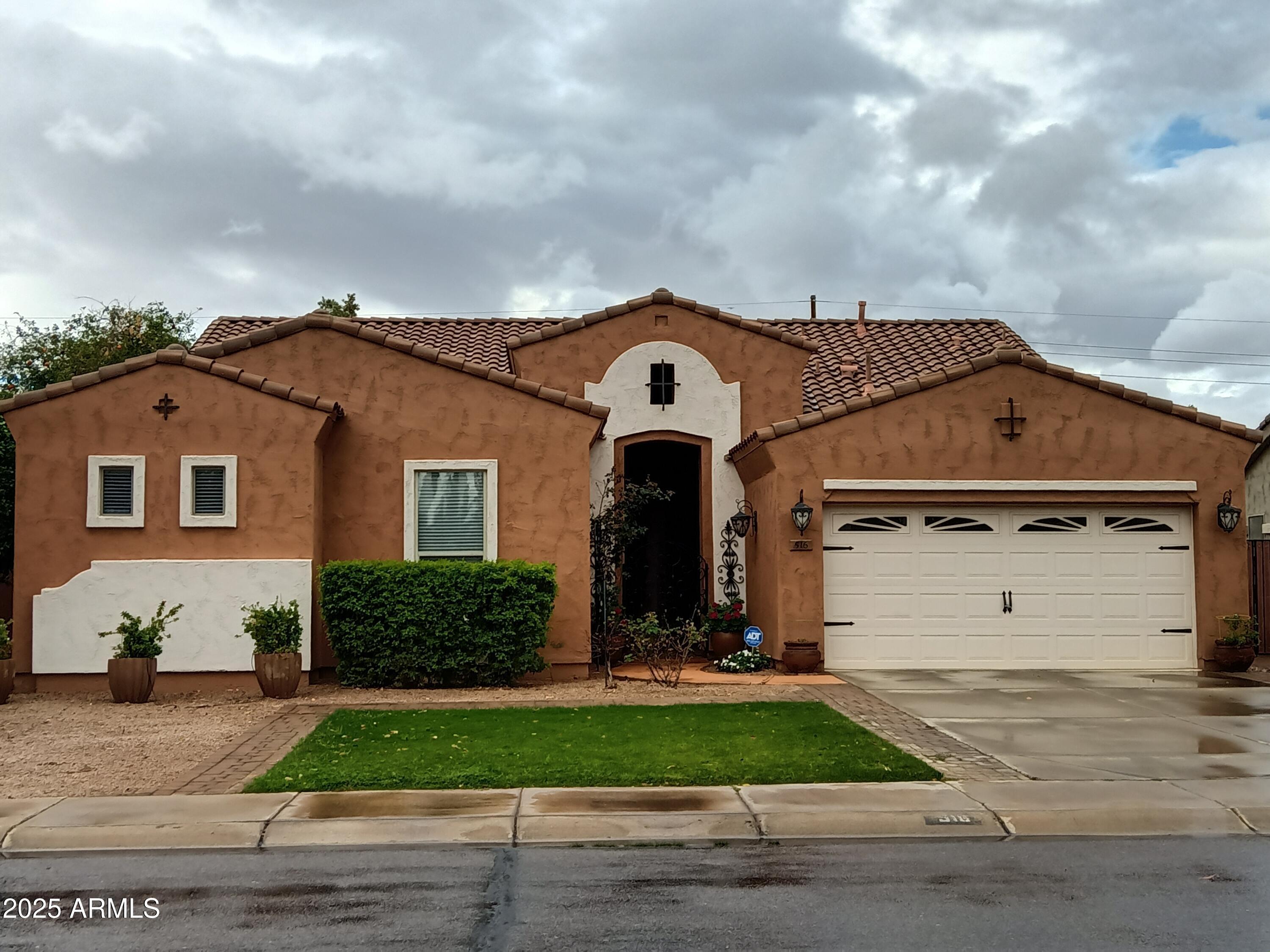 Photo of Listing #6819497