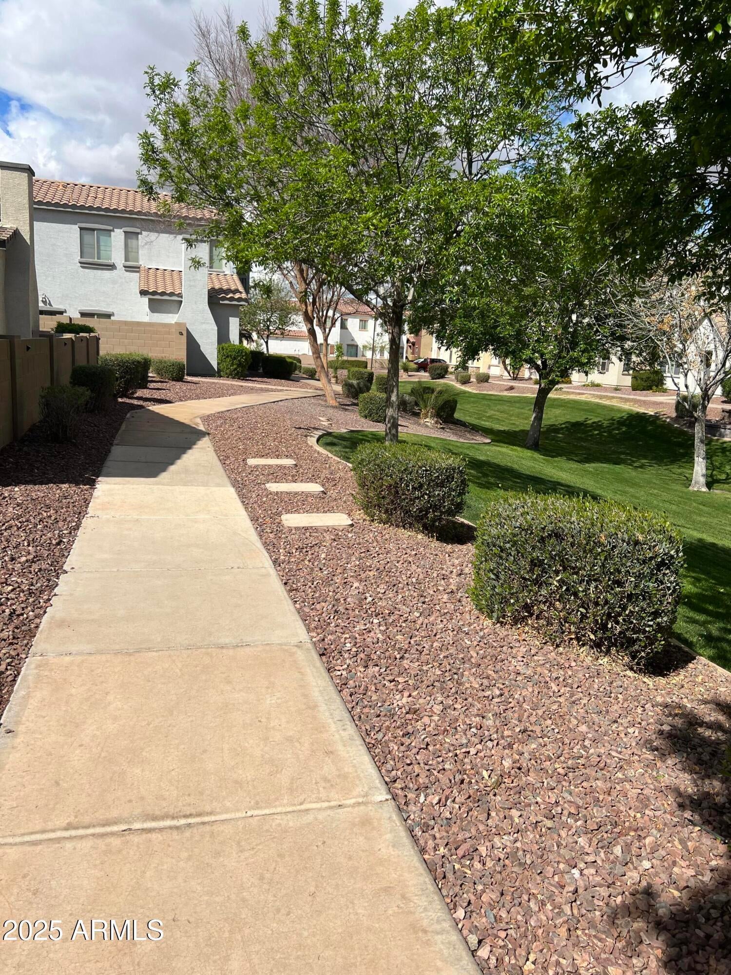 Photo of Listing #6839807