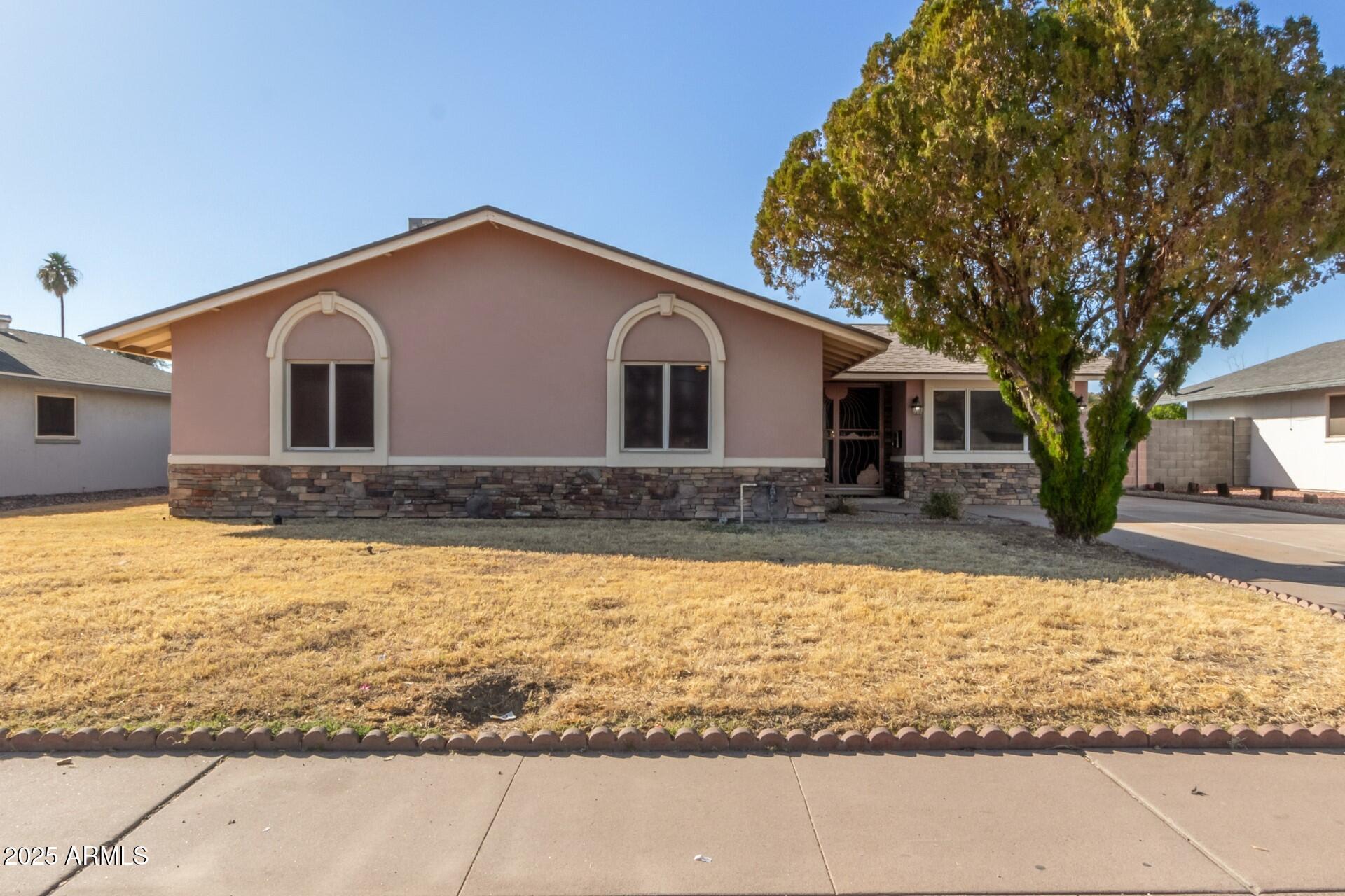 Photo of Listing #6821411