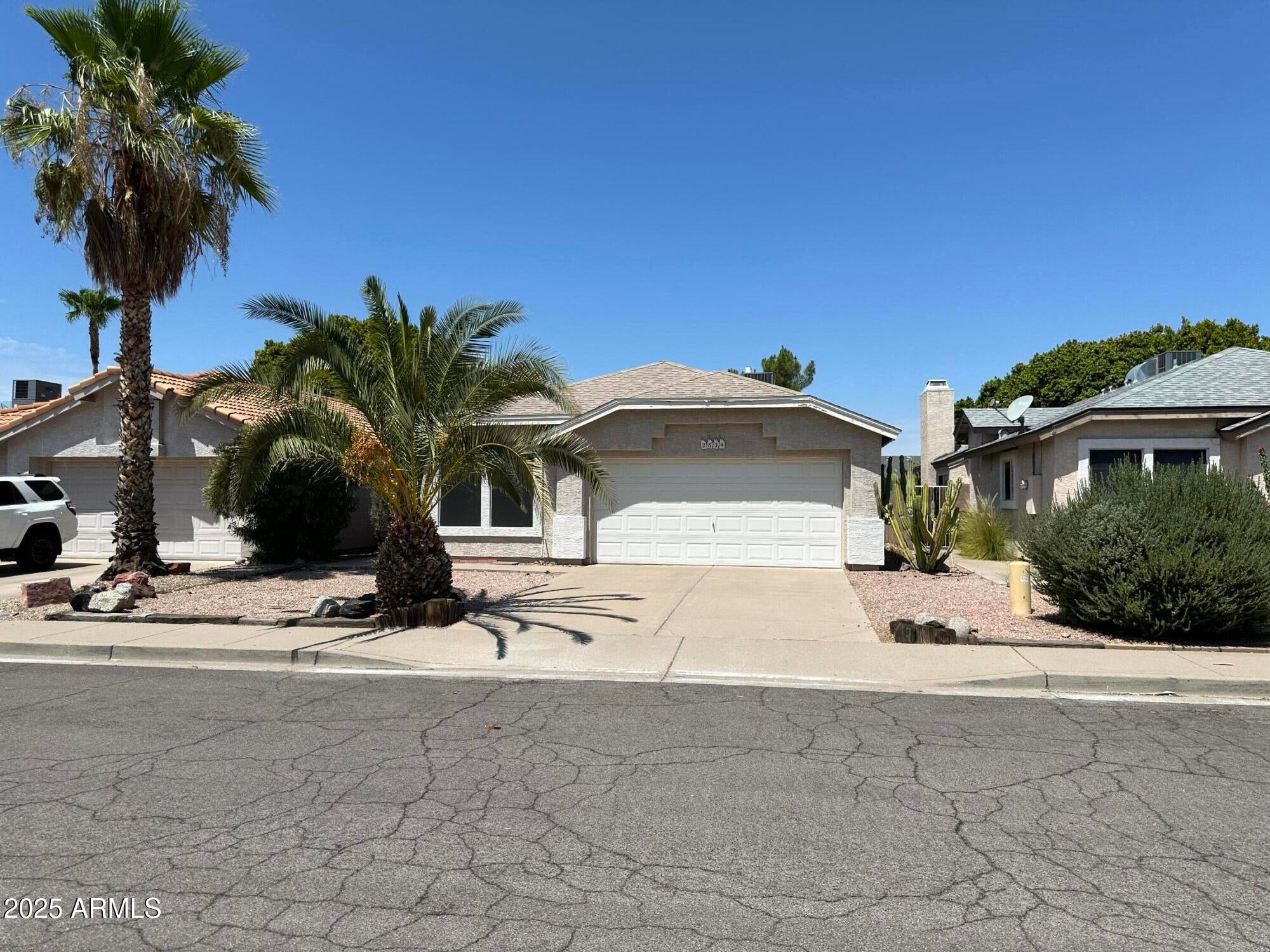 Photo of Listing #6823185