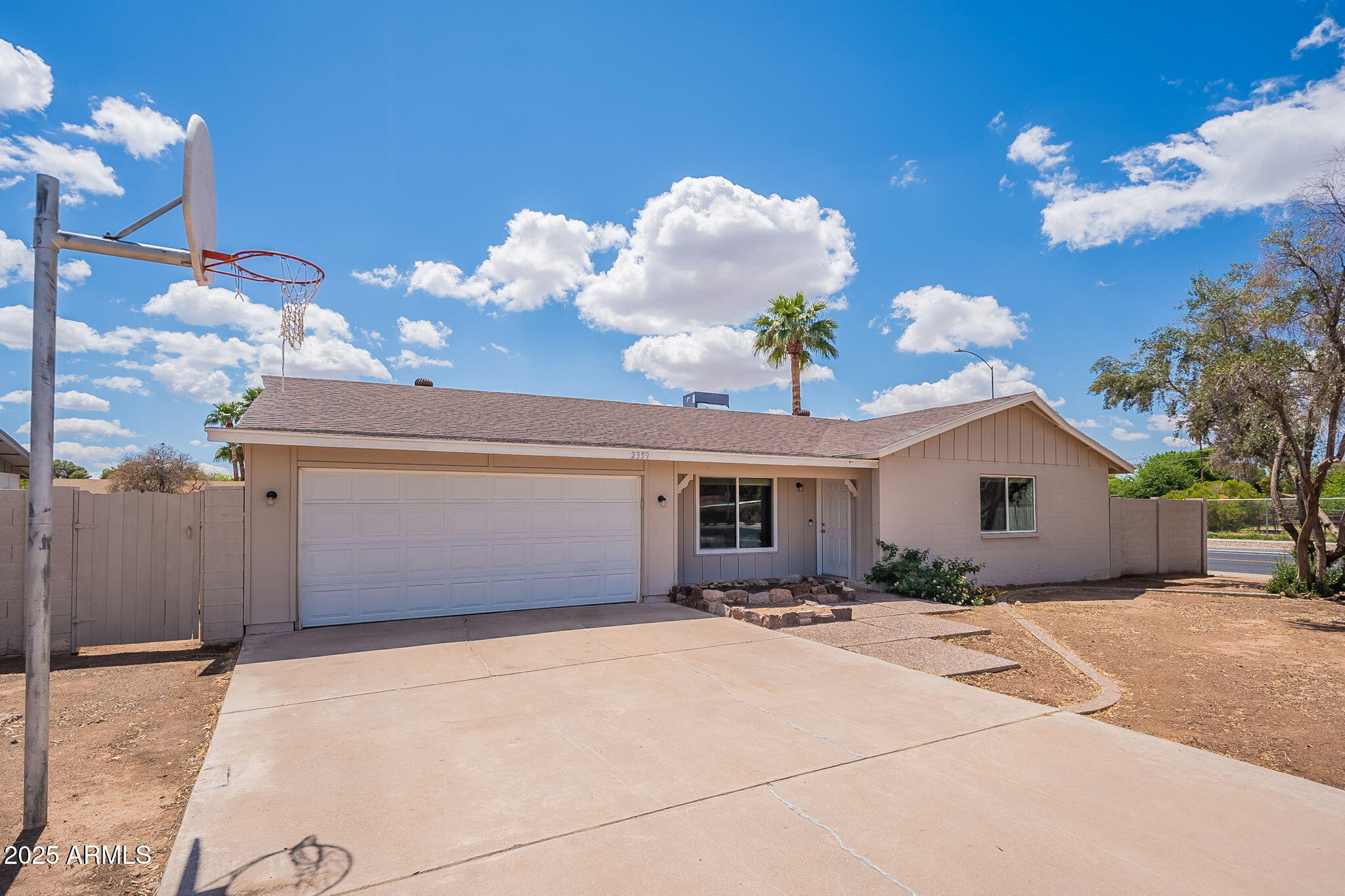 Photo of Listing #6826904