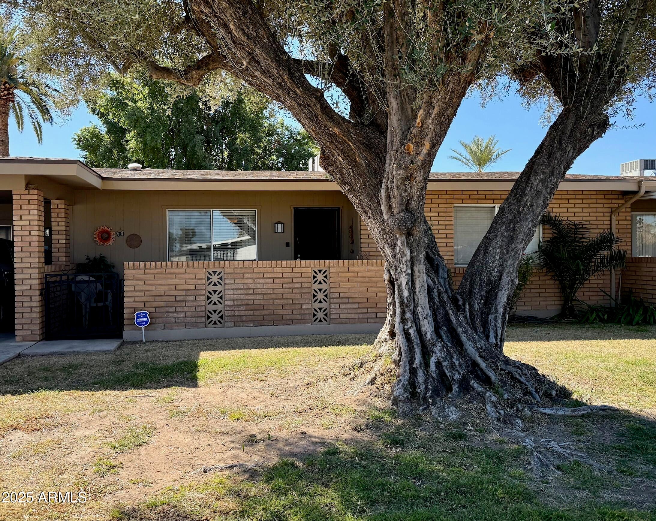 Photo of Listing #6828369