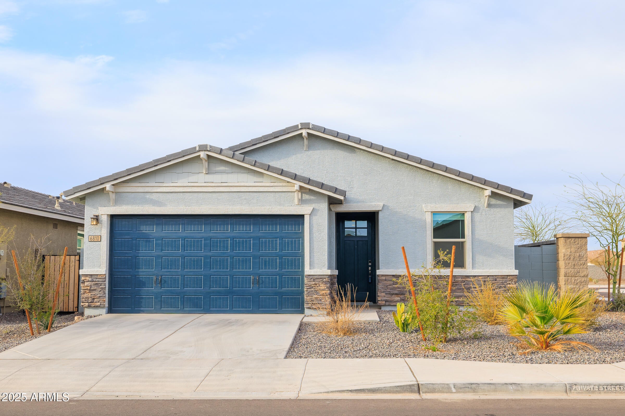 Photo of Listing #6831660
