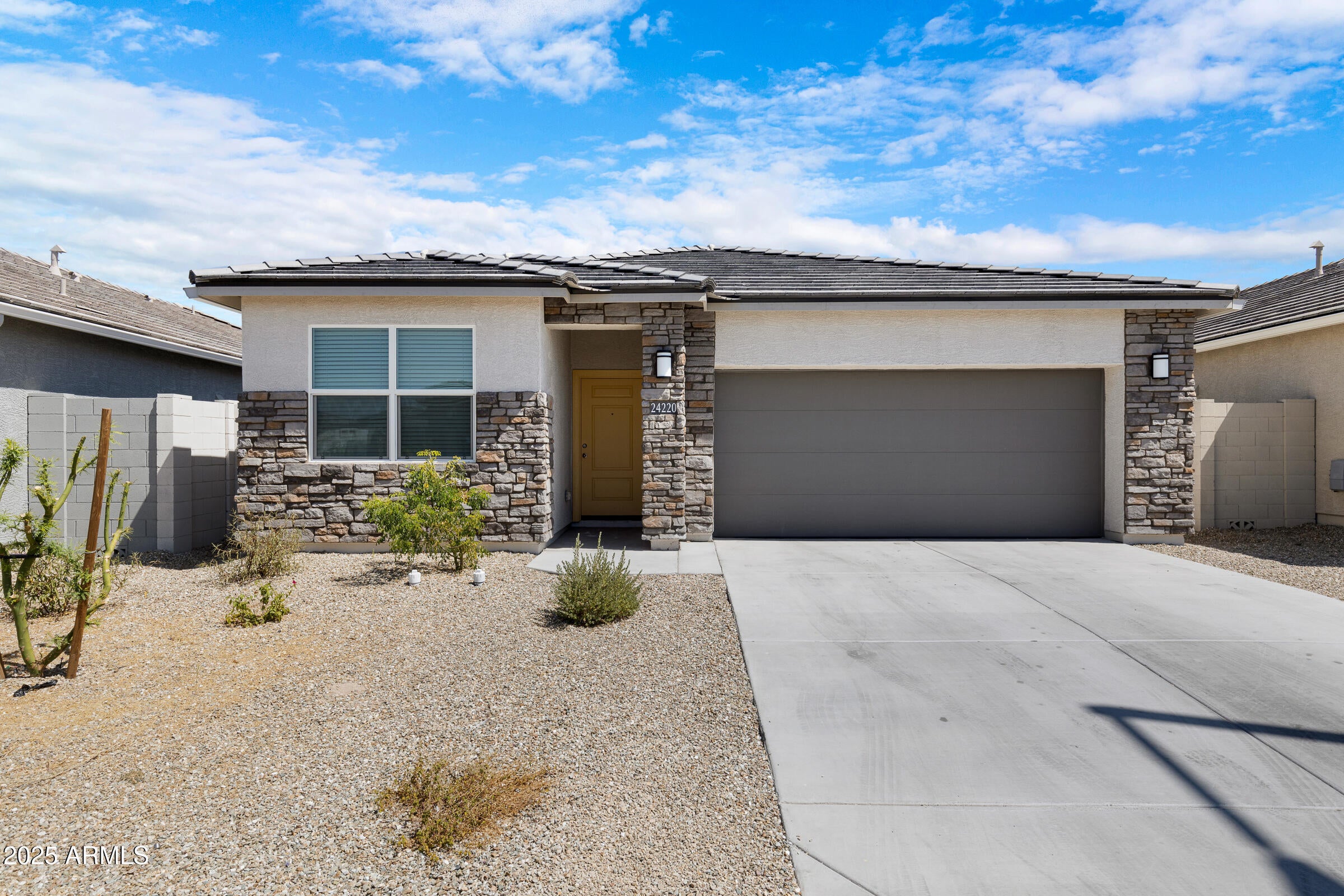 Photo of Listing #6829361