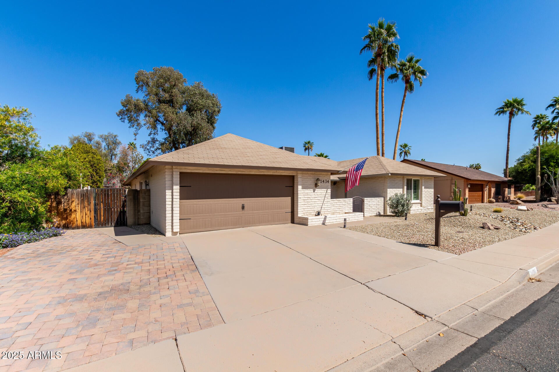 Photo of Listing #6833506