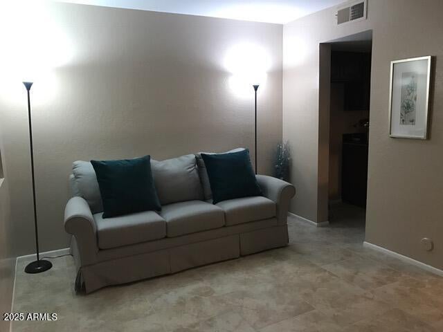Photo of Listing #6836250