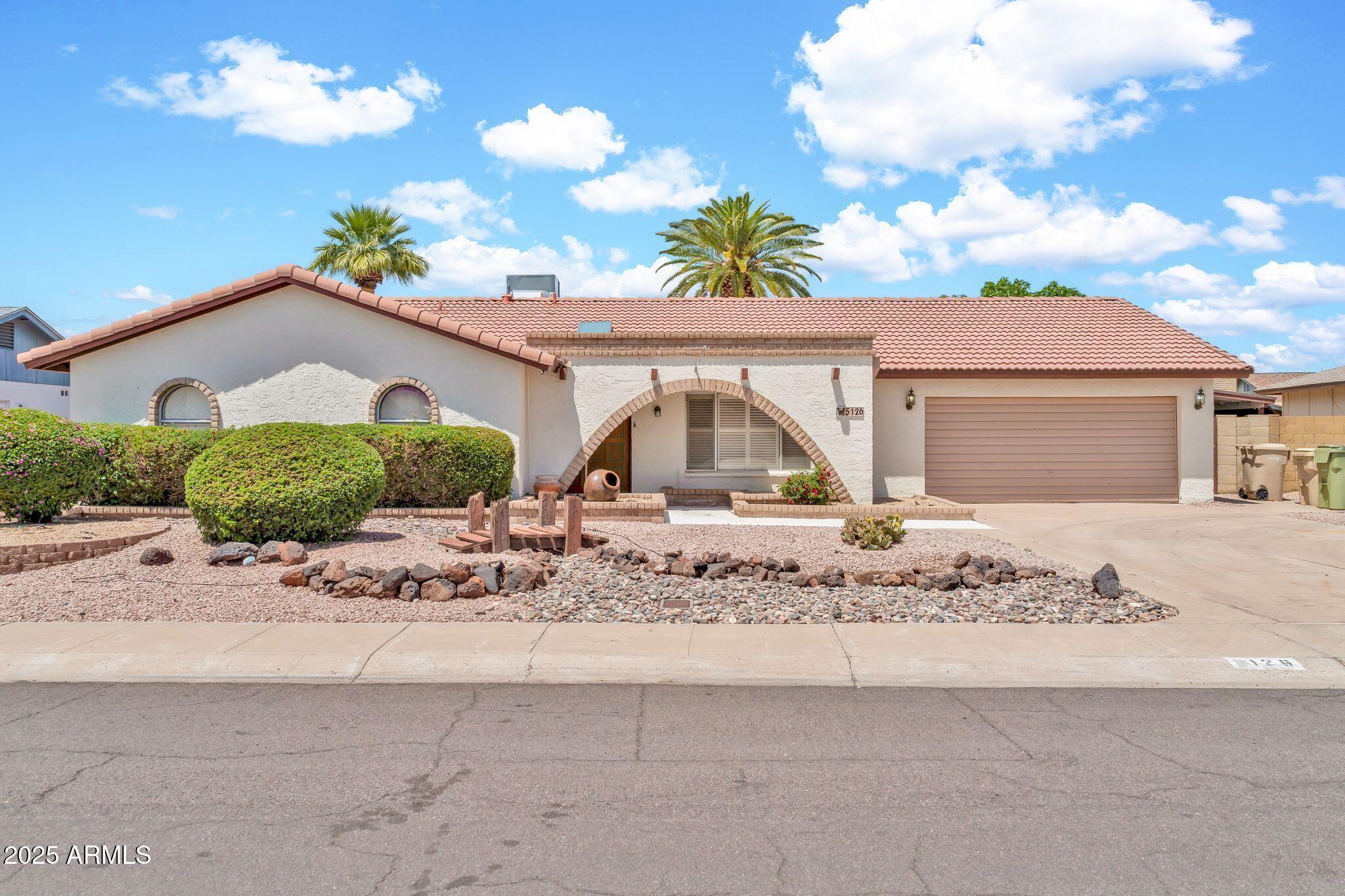 Photo of Listing #6859175