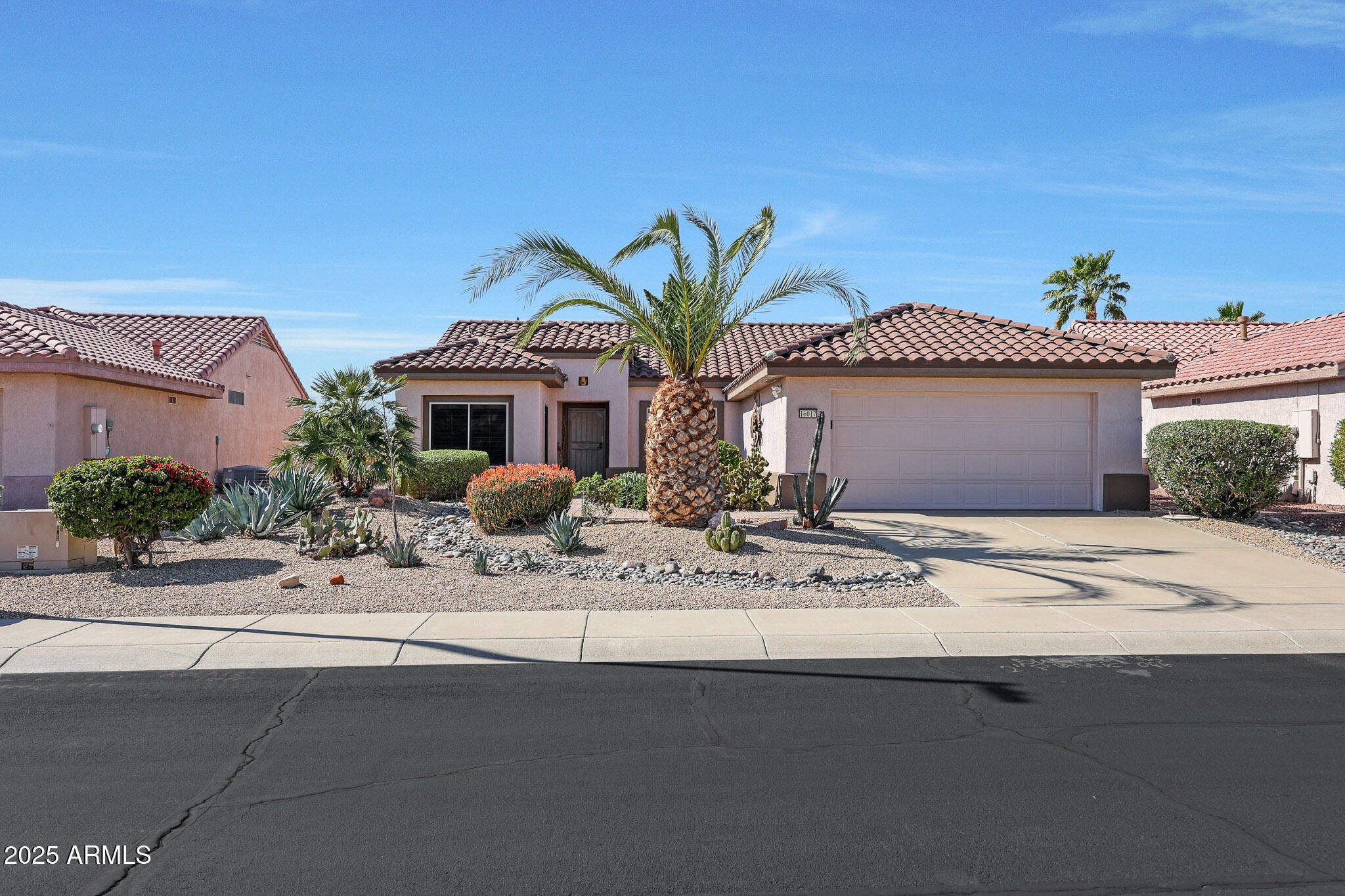 Photo of Listing #6839175