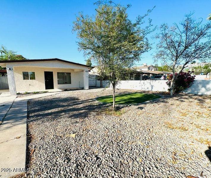 Photo of Listing #6840393