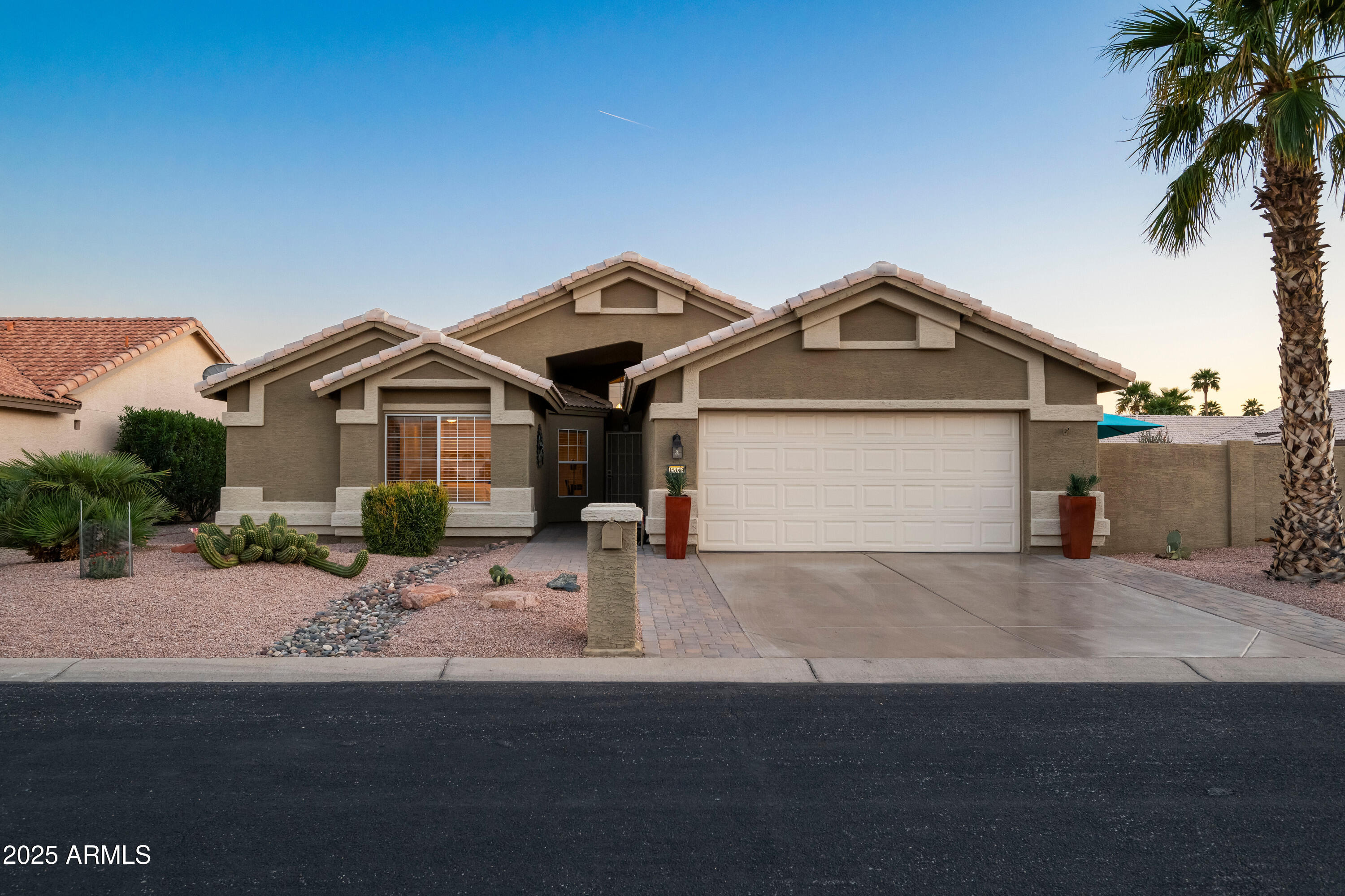 Photo of Listing #6840045