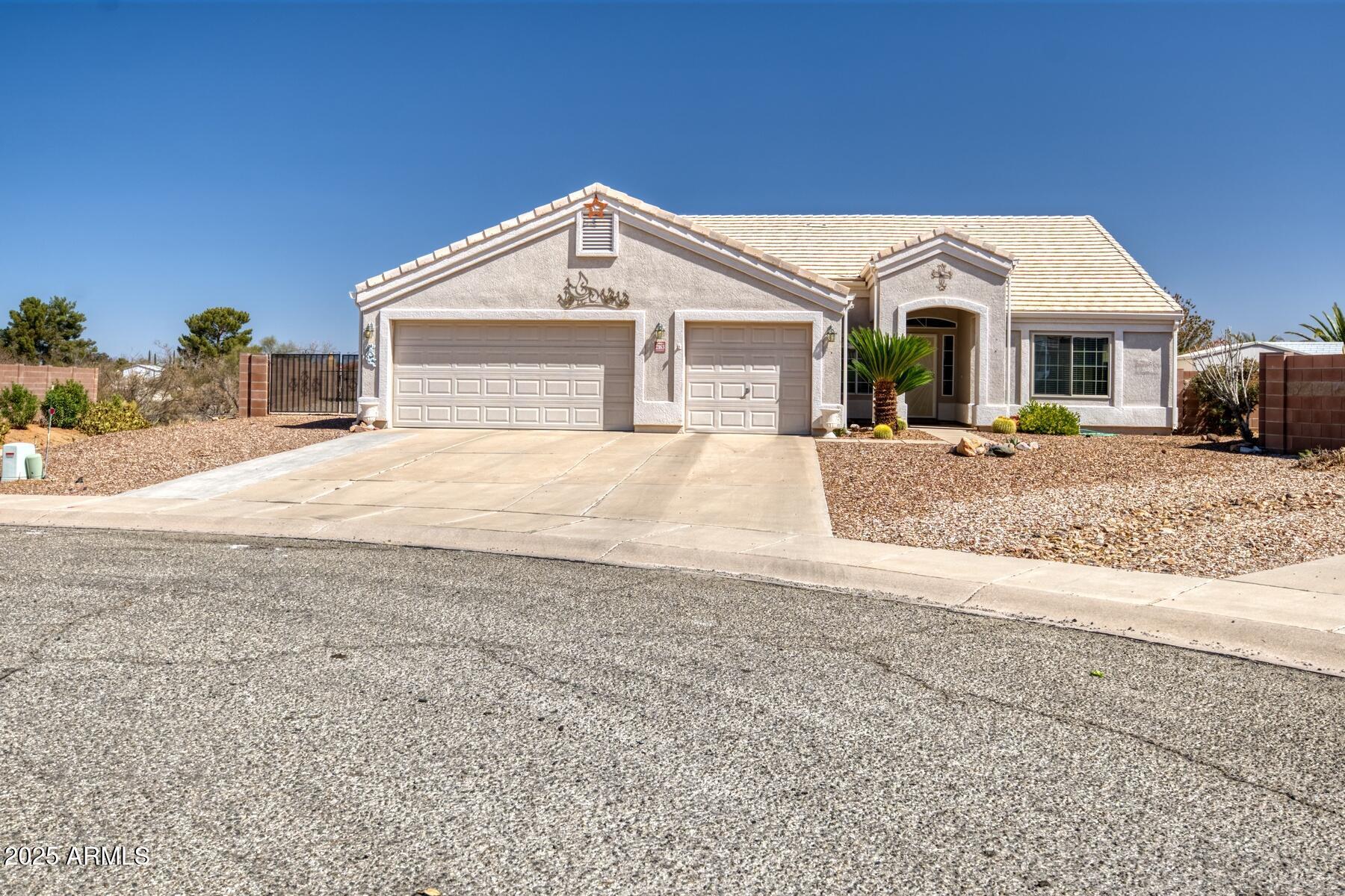Photo of Listing #6843018