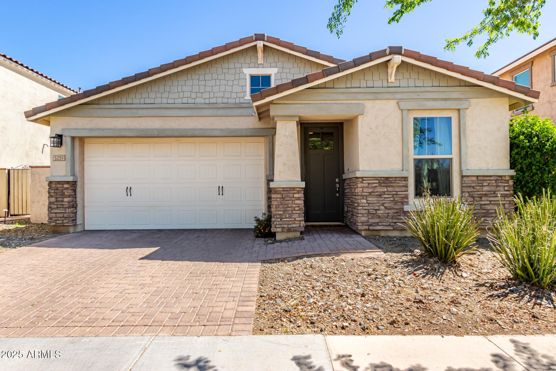 Photo of Listing #6841407