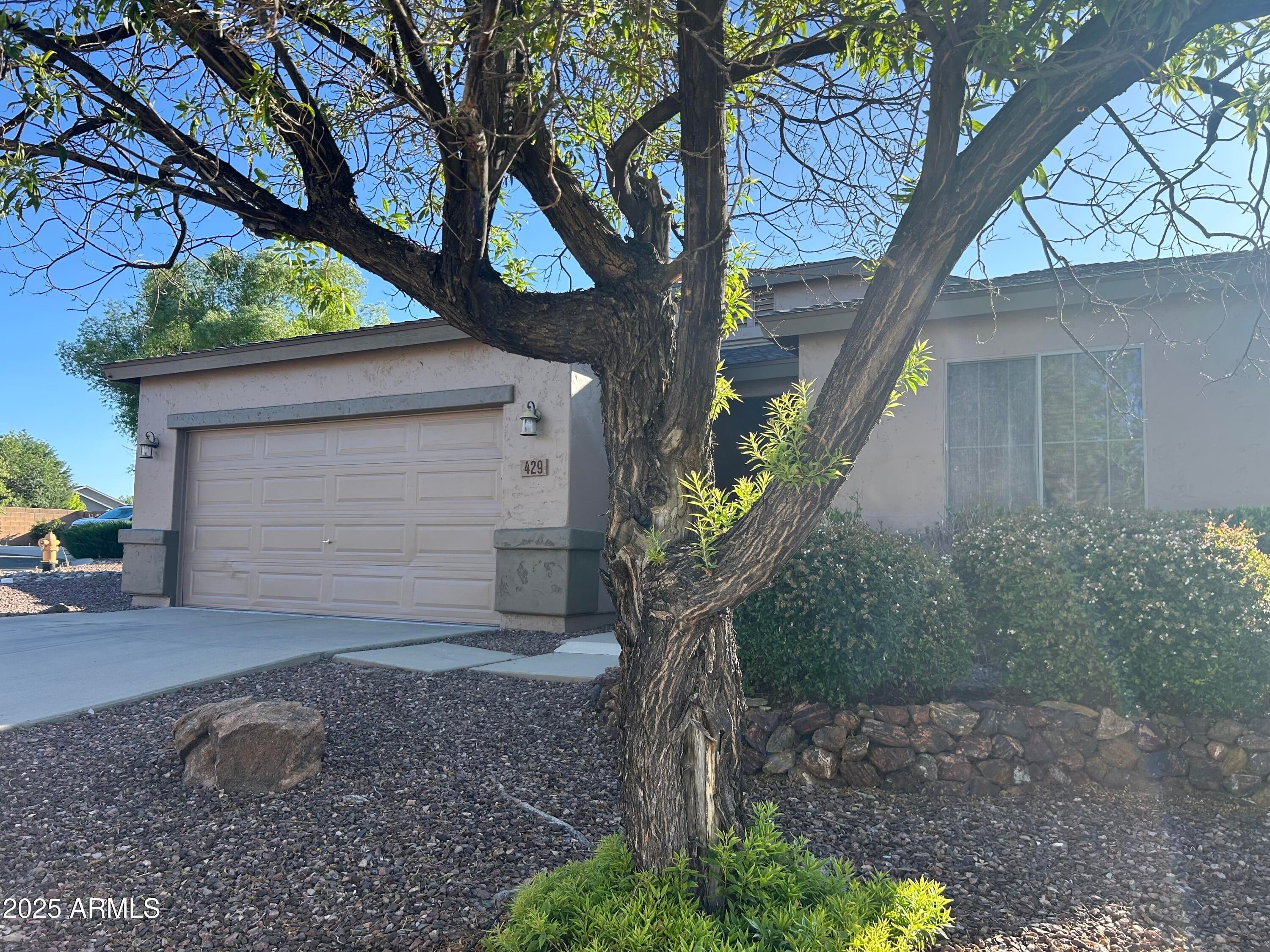 Photo of Listing #6849104