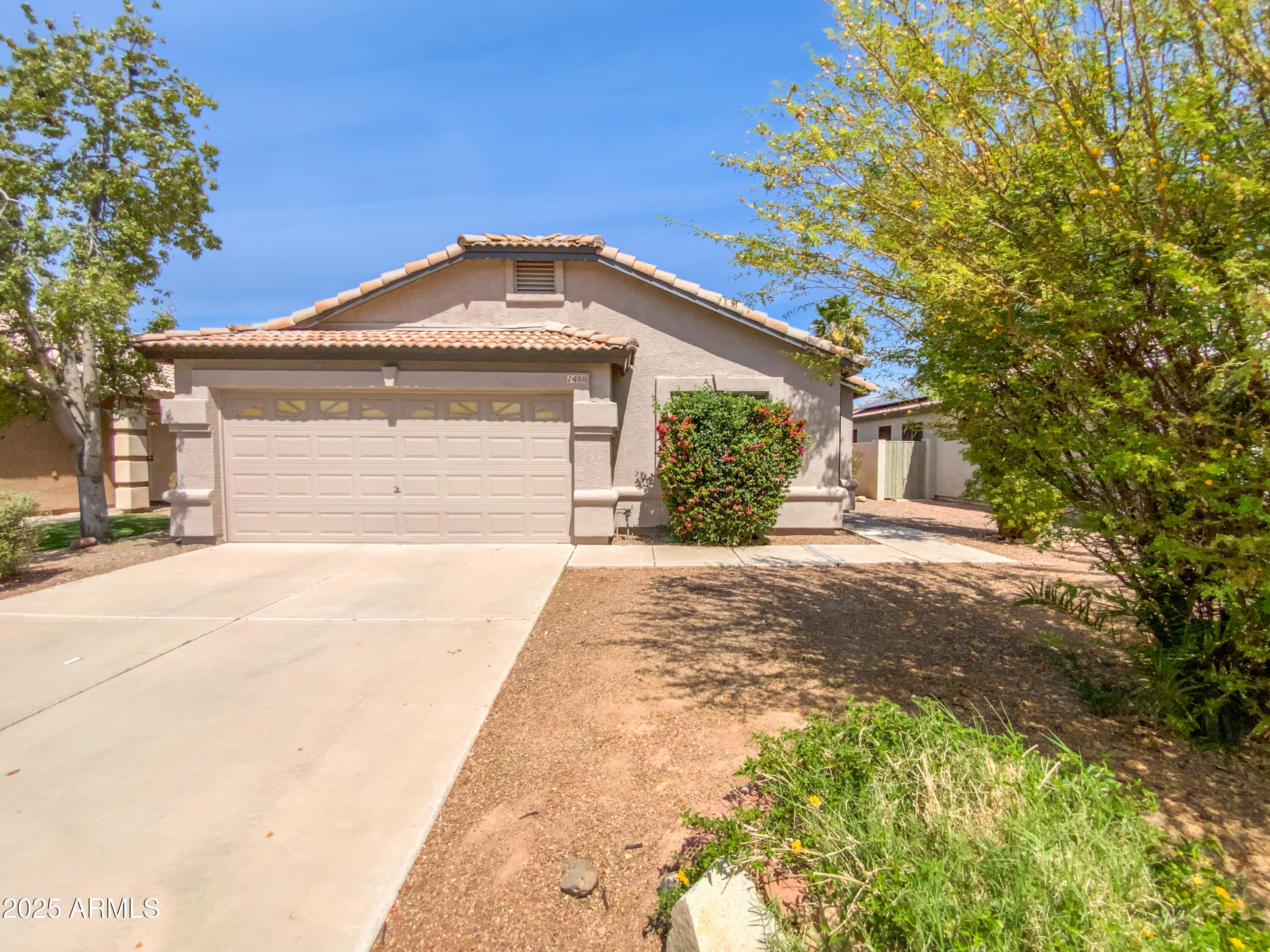 Photo of Listing #6844082