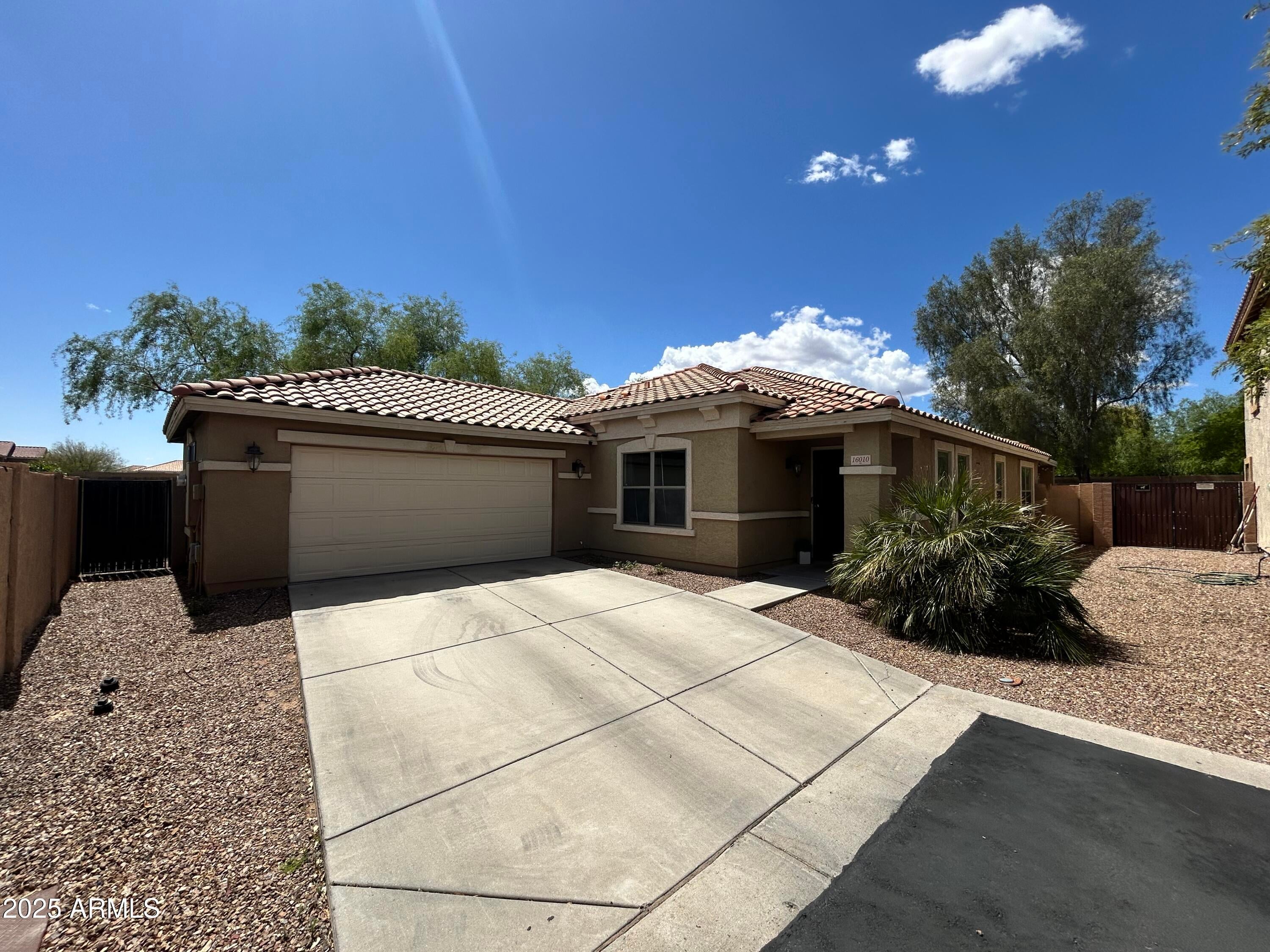 Photo of Listing #6848442