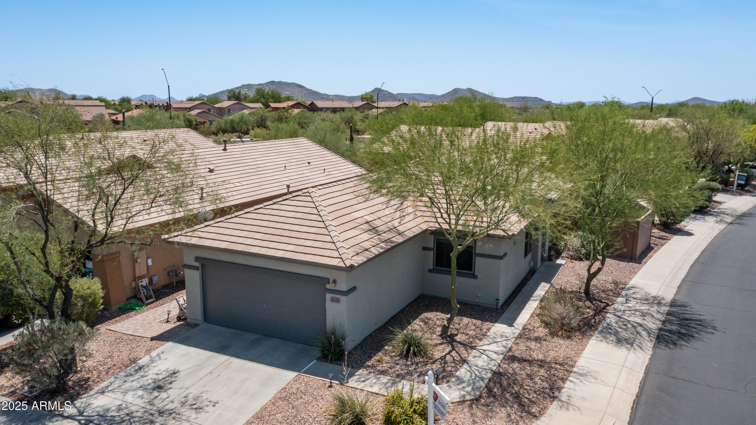 Photo of Listing #6880604
