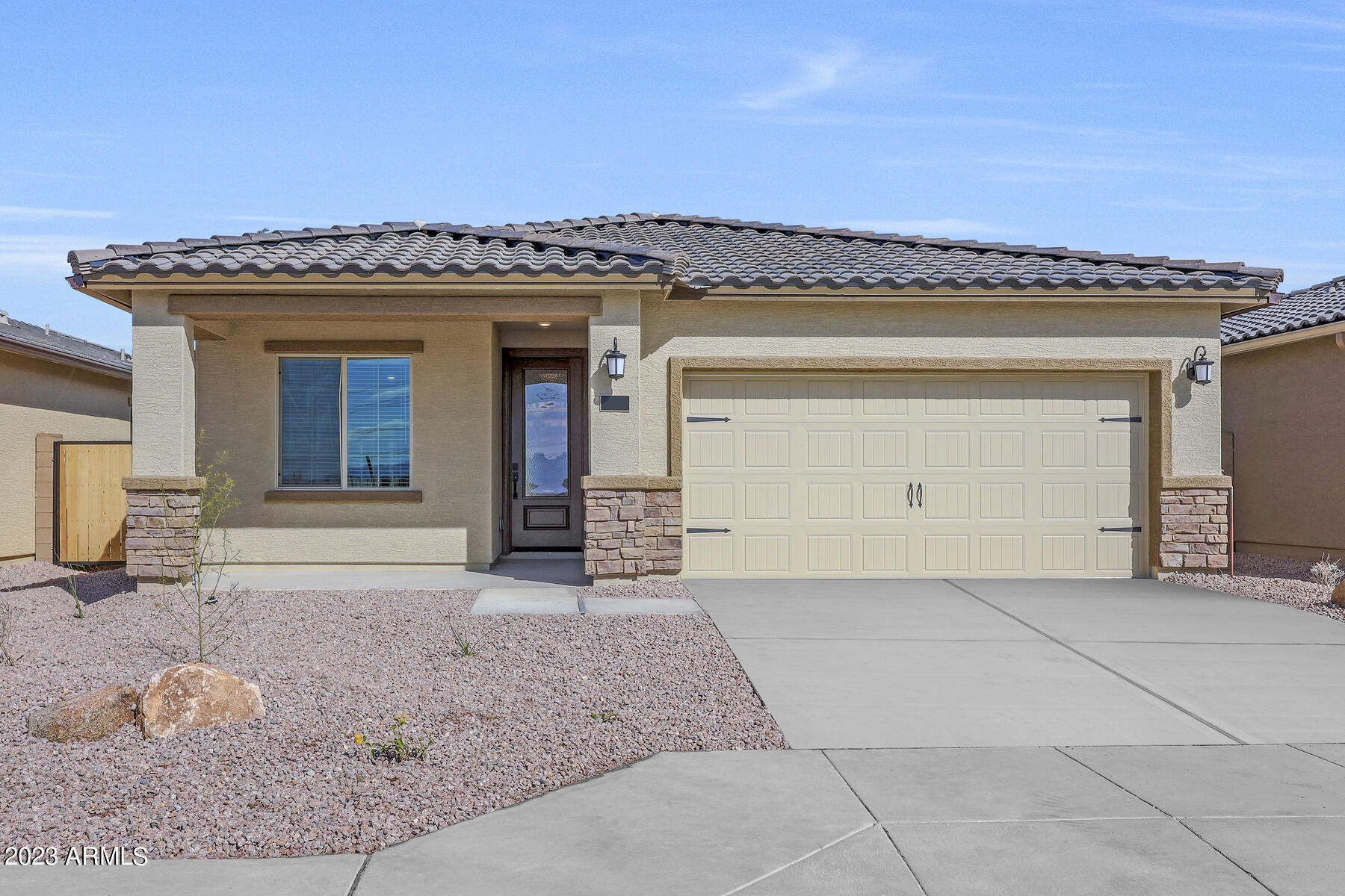 Photo of Listing #6845451