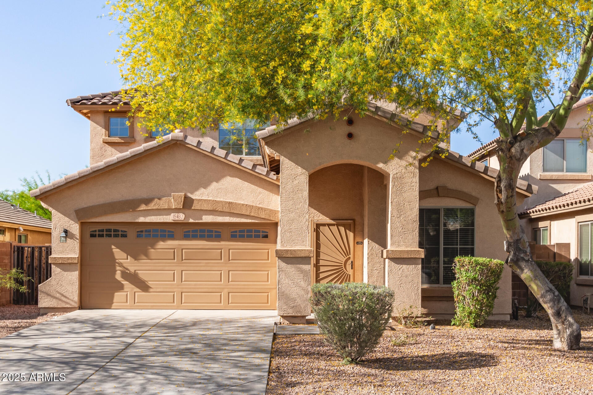 Photo of Listing #6850873