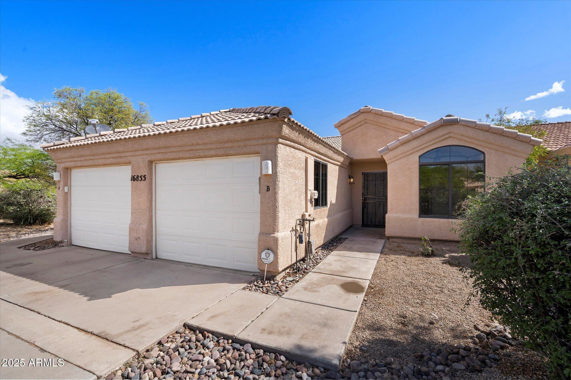 Photo of Listing #6852316