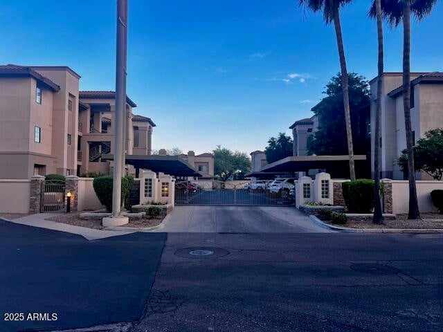 Photo of Listing #6848263