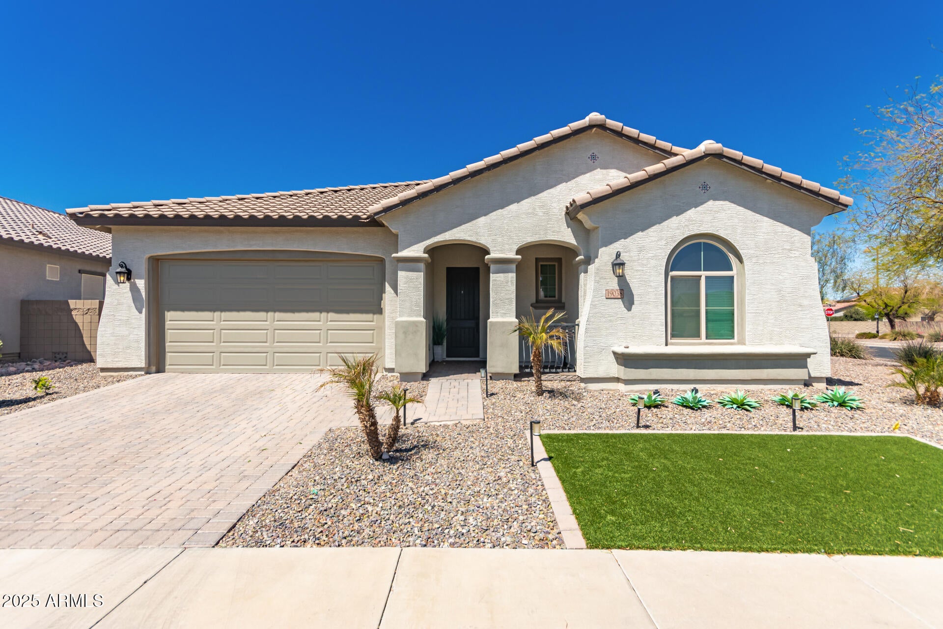 Photo of Listing #6848246