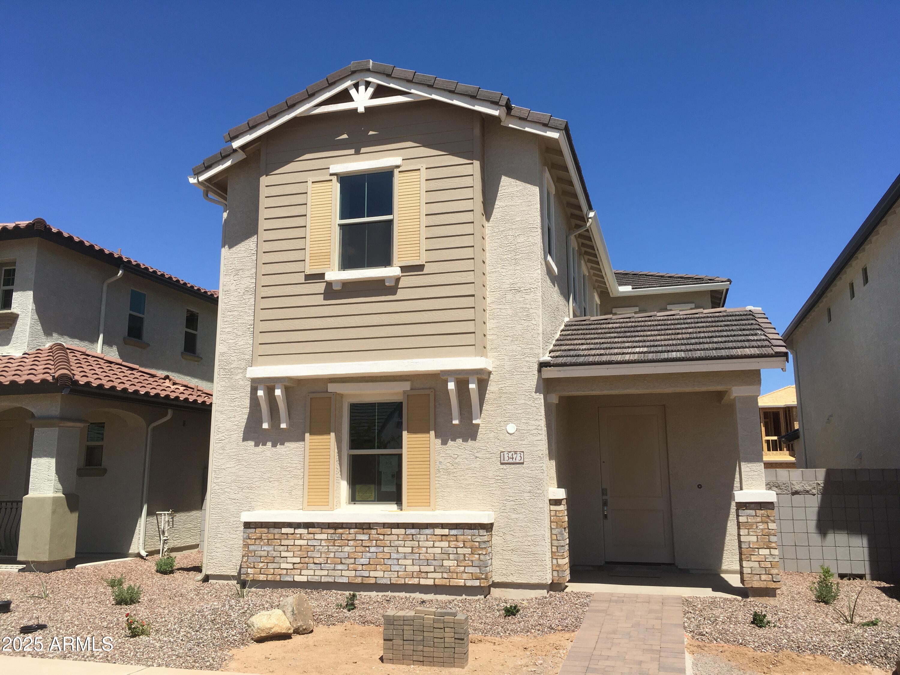 Photo of Listing #6864298