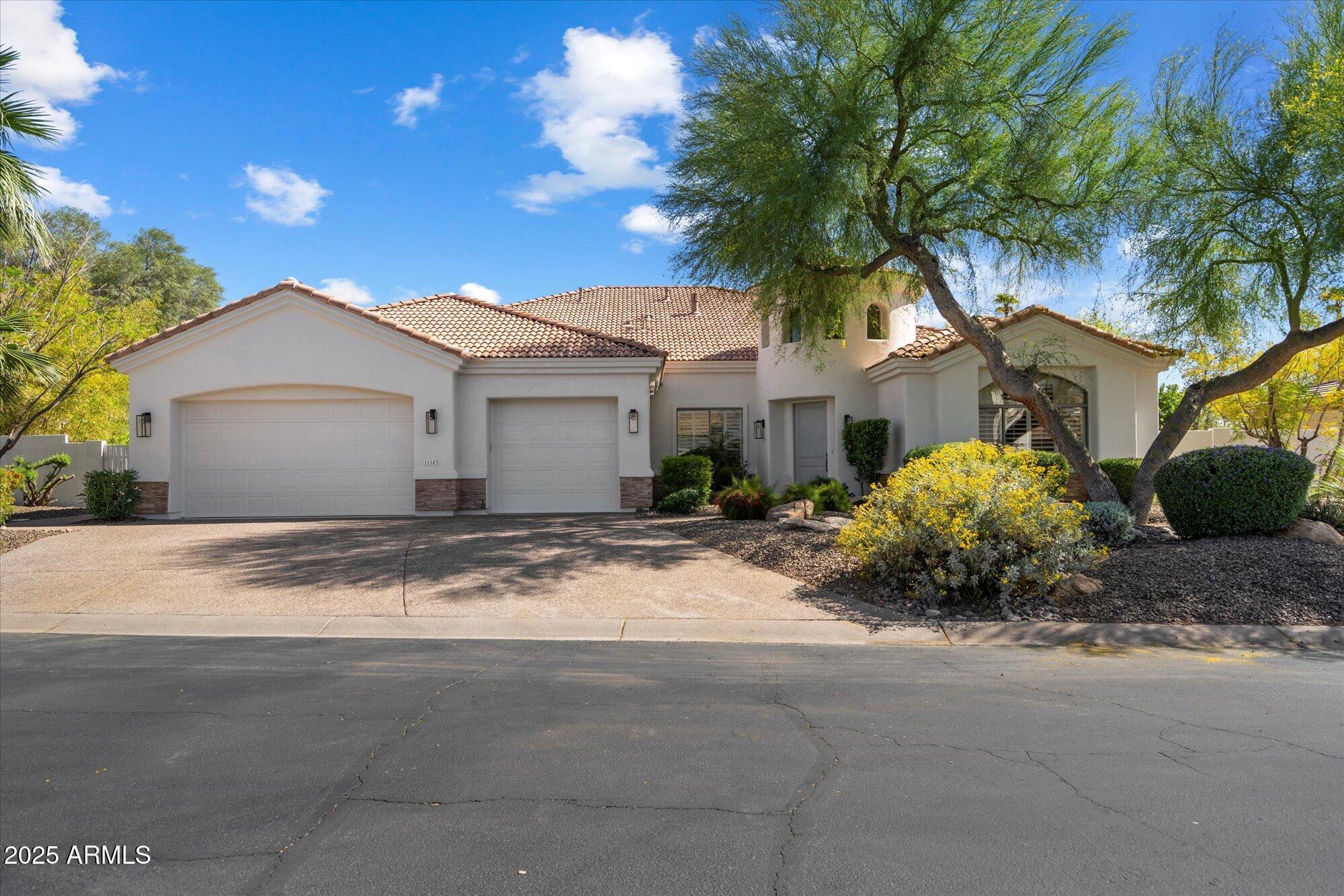 Photo of Listing #6859307