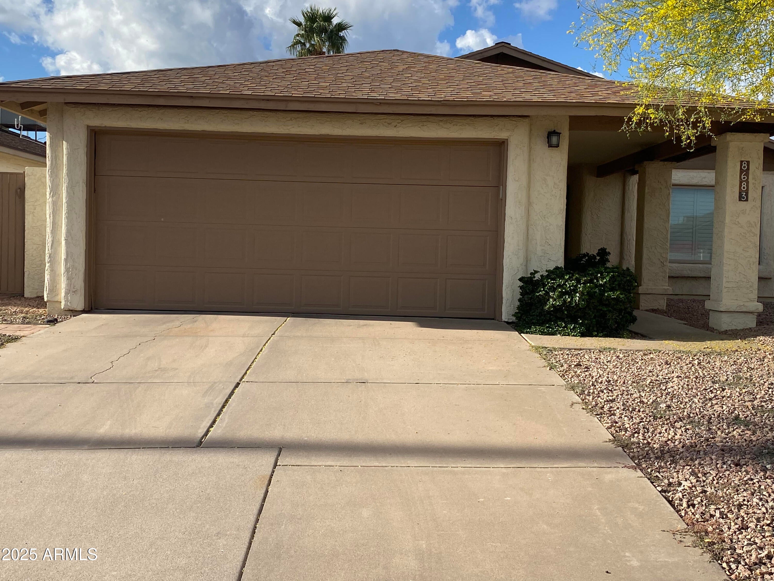 Photo of Listing #6852306
