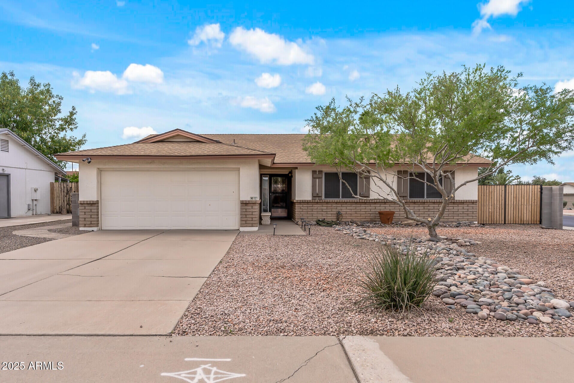Photo of Listing #6854407