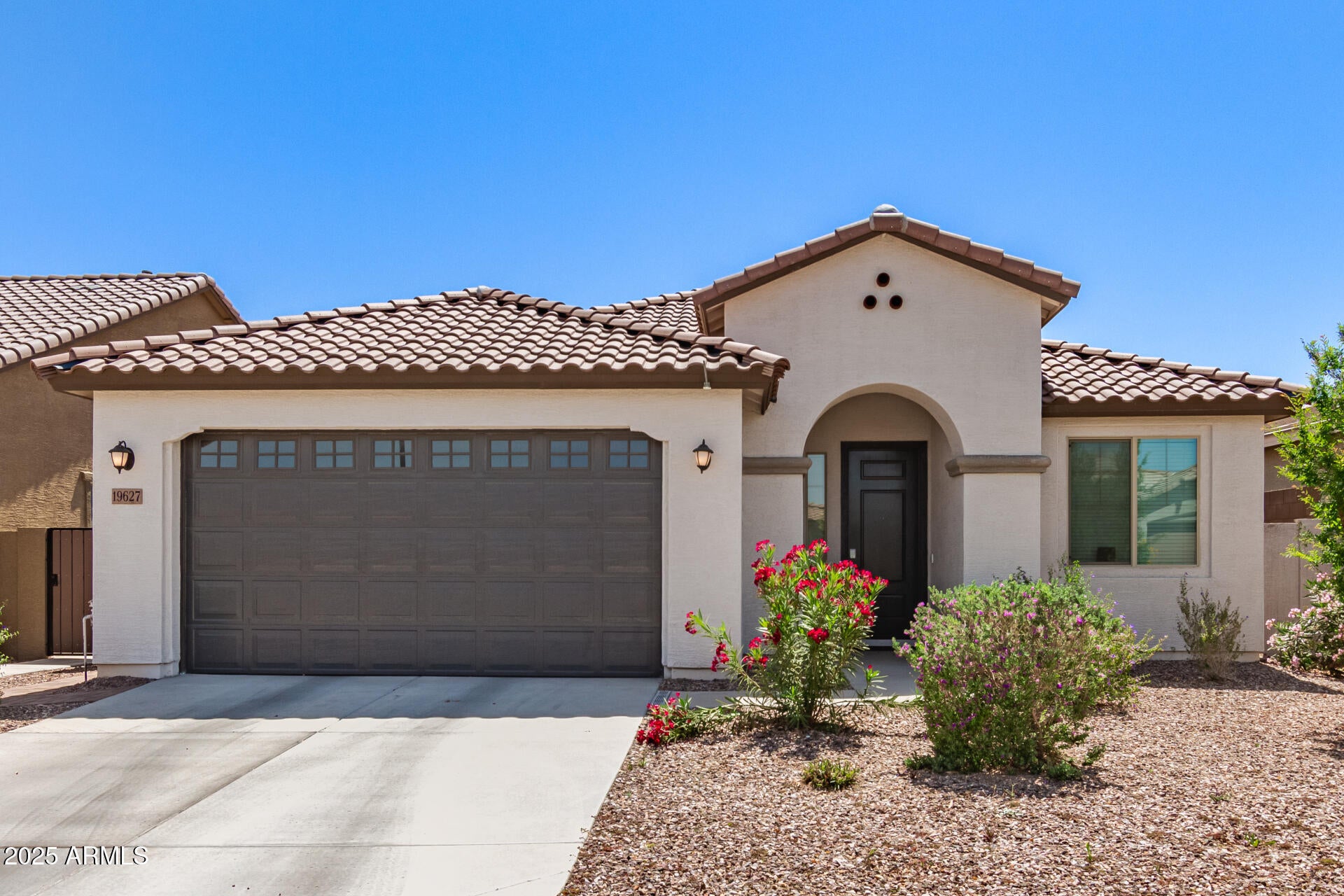 Photo of Listing #6856147