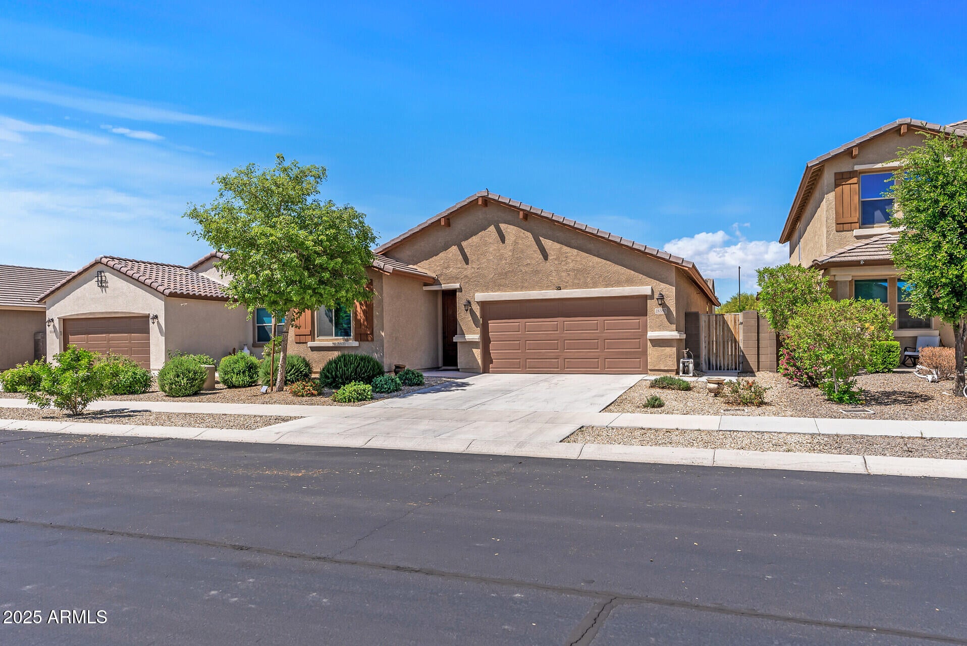 Photo of Listing #6854916