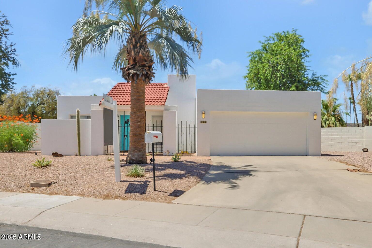 Photo of Listing #6856049